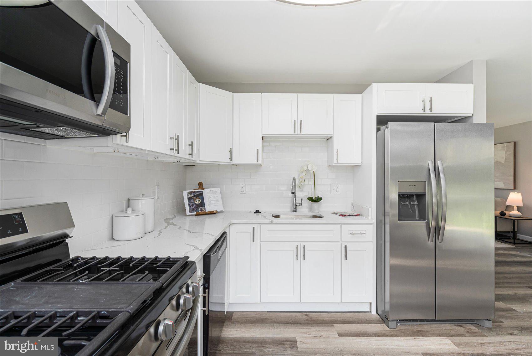 PARKVILLE - Residential