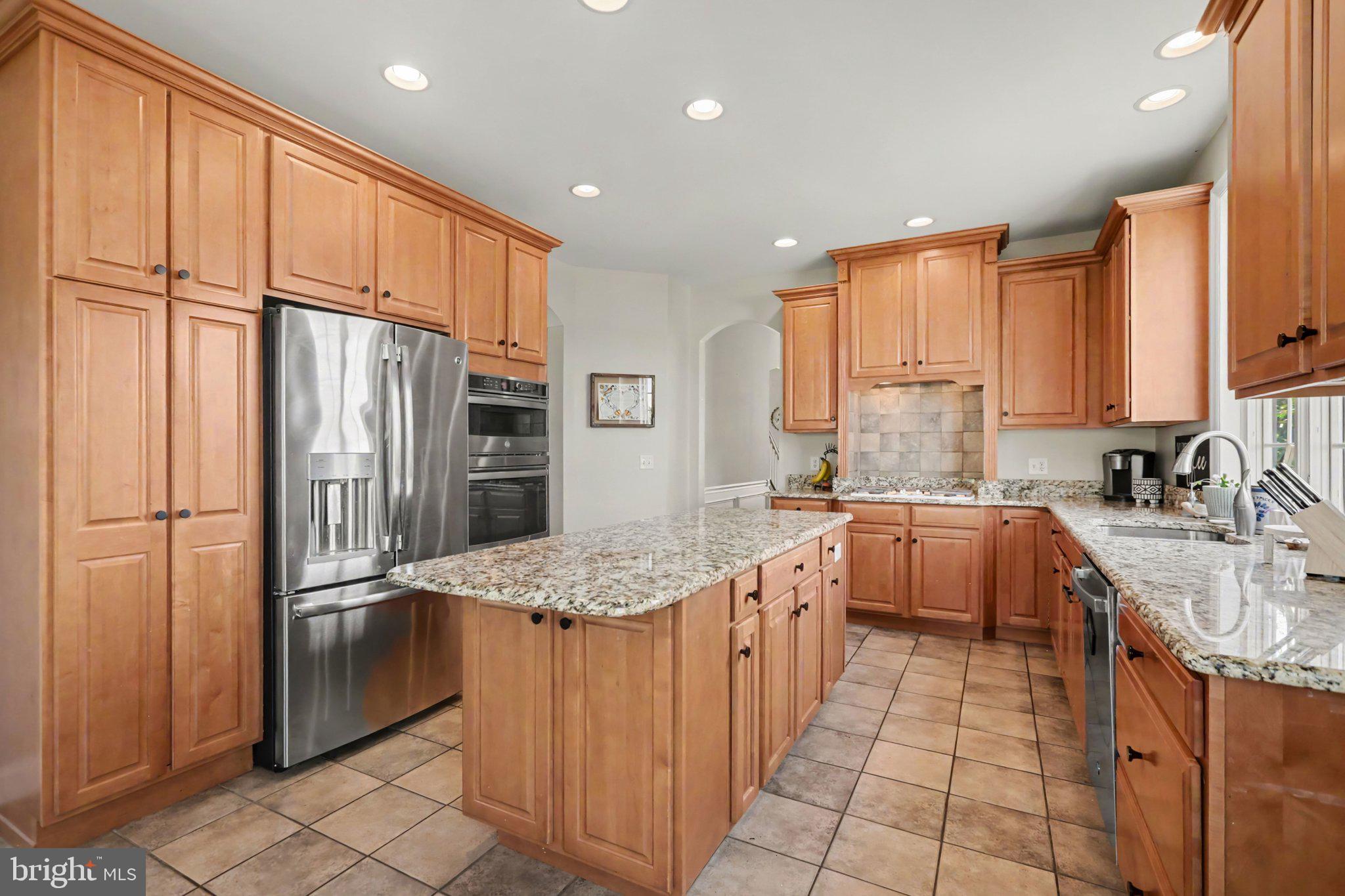 1095 NEWBOLD LANE