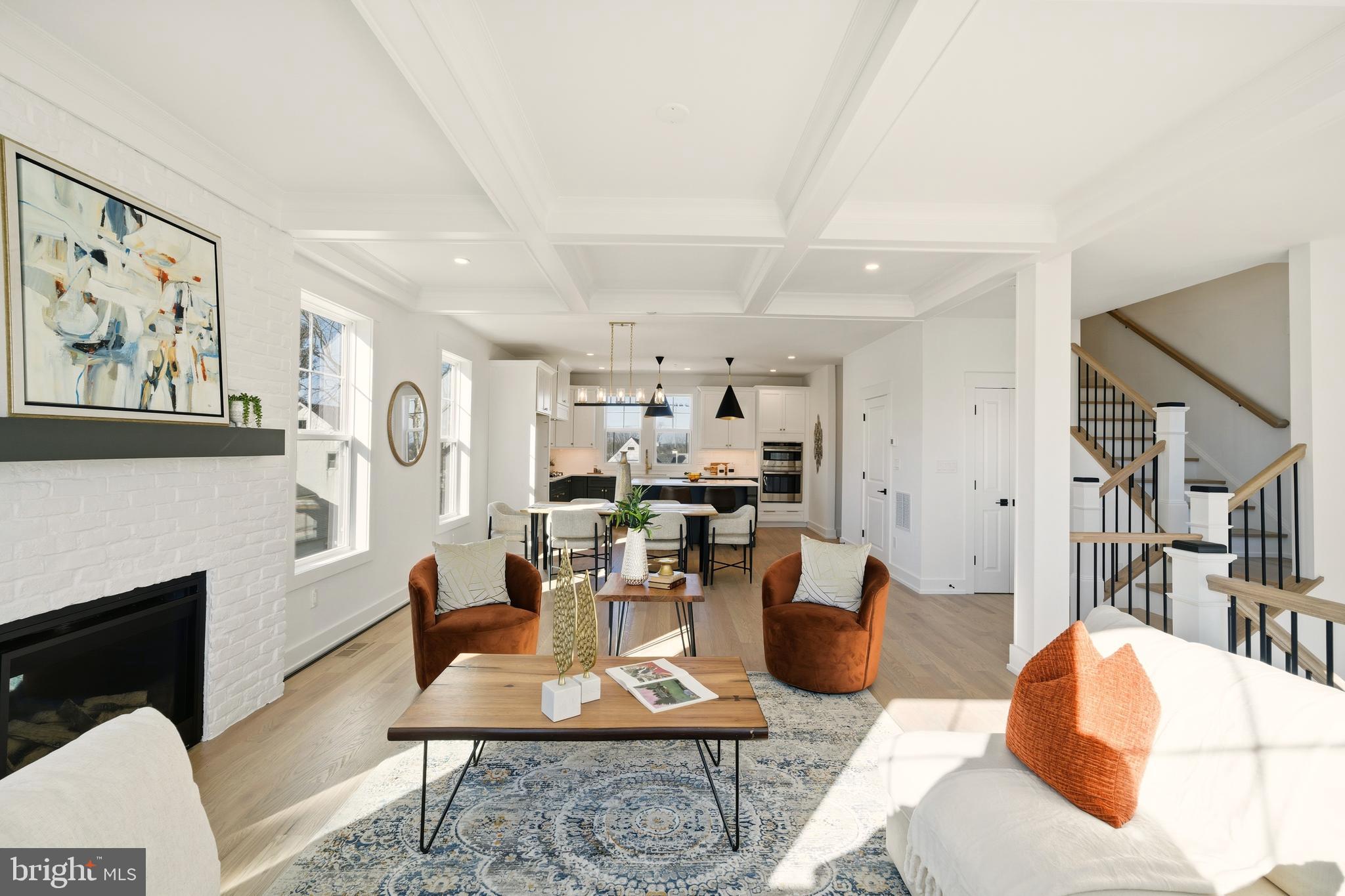 NEWTOWN SQ - Residential