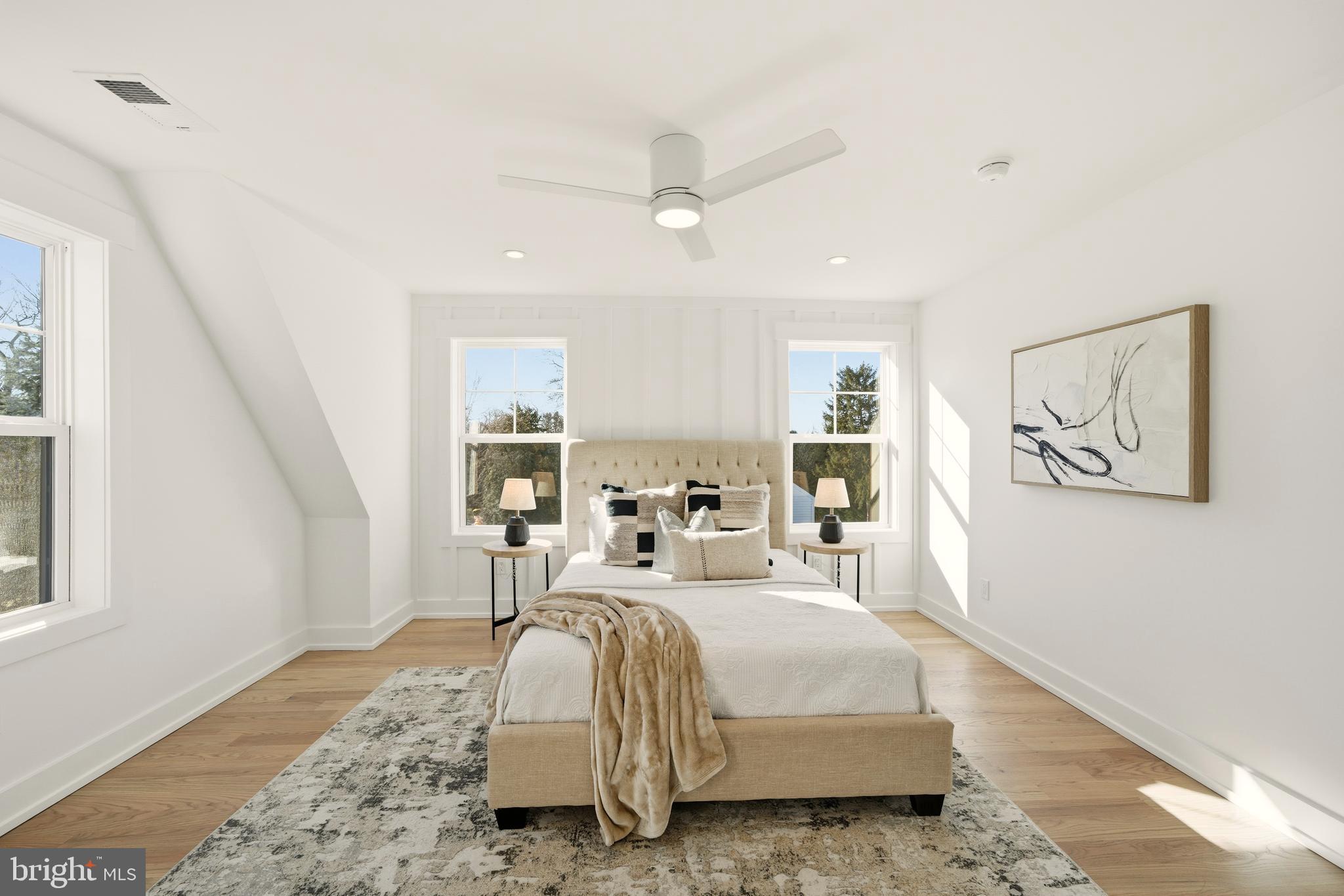 NEWTOWN SQ - Residential