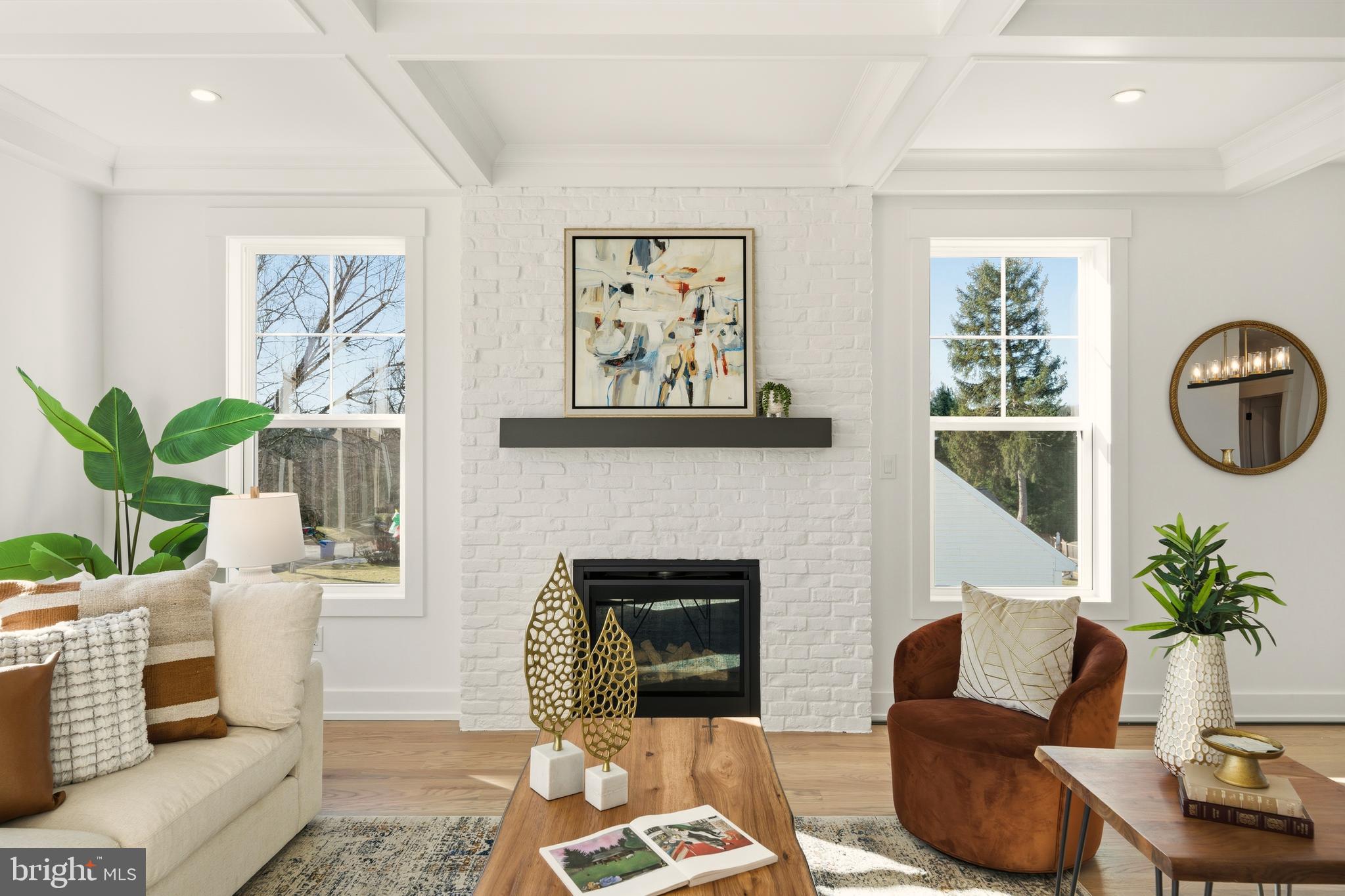 NEWTOWN SQ - Residential