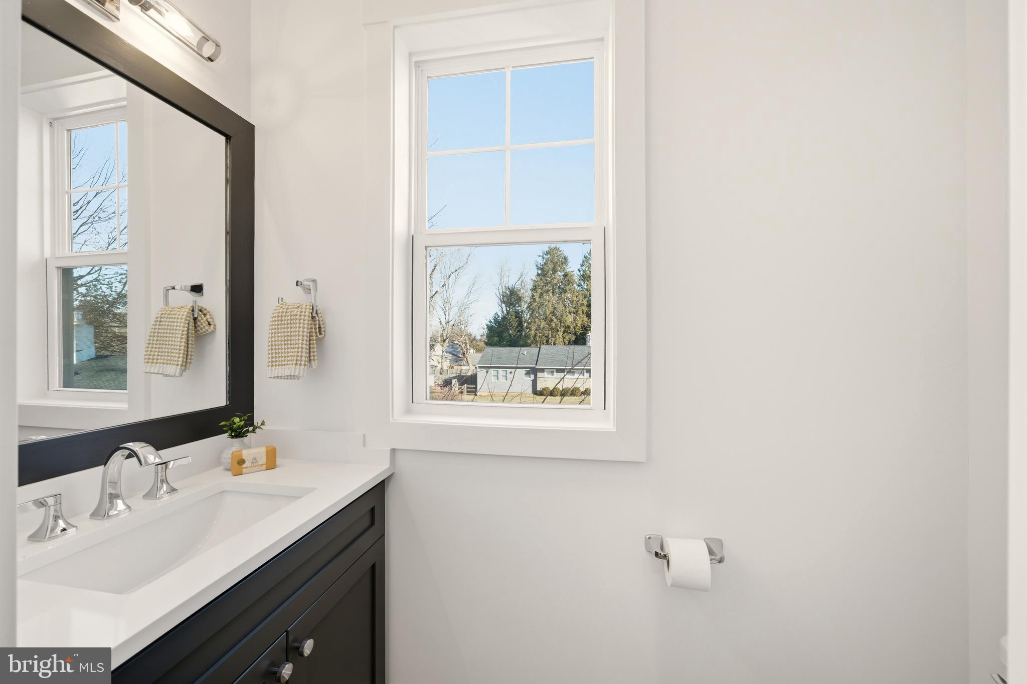 NEWTOWN SQ - Residential