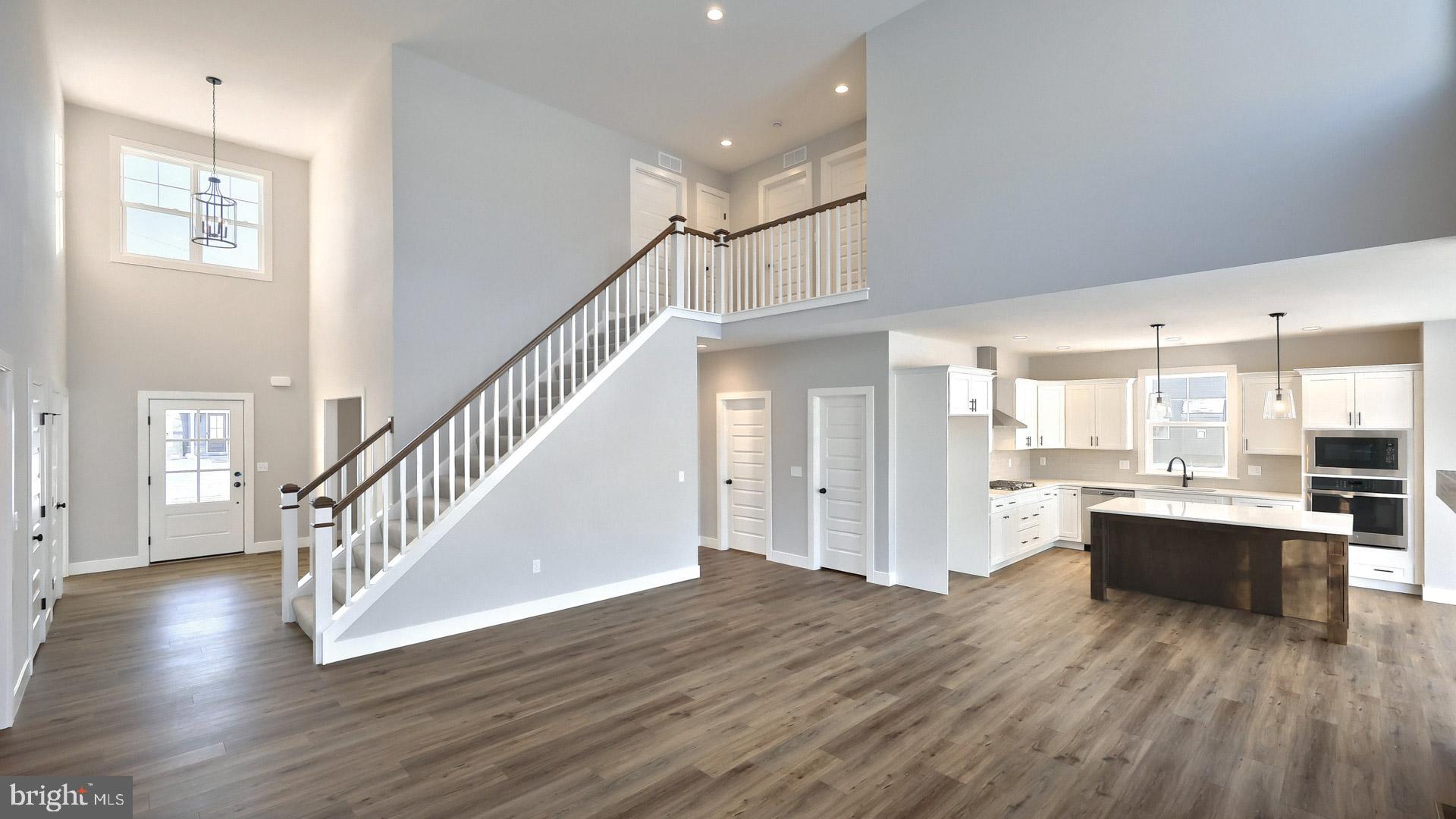 HAWK VALLEY ESTATES - Residential