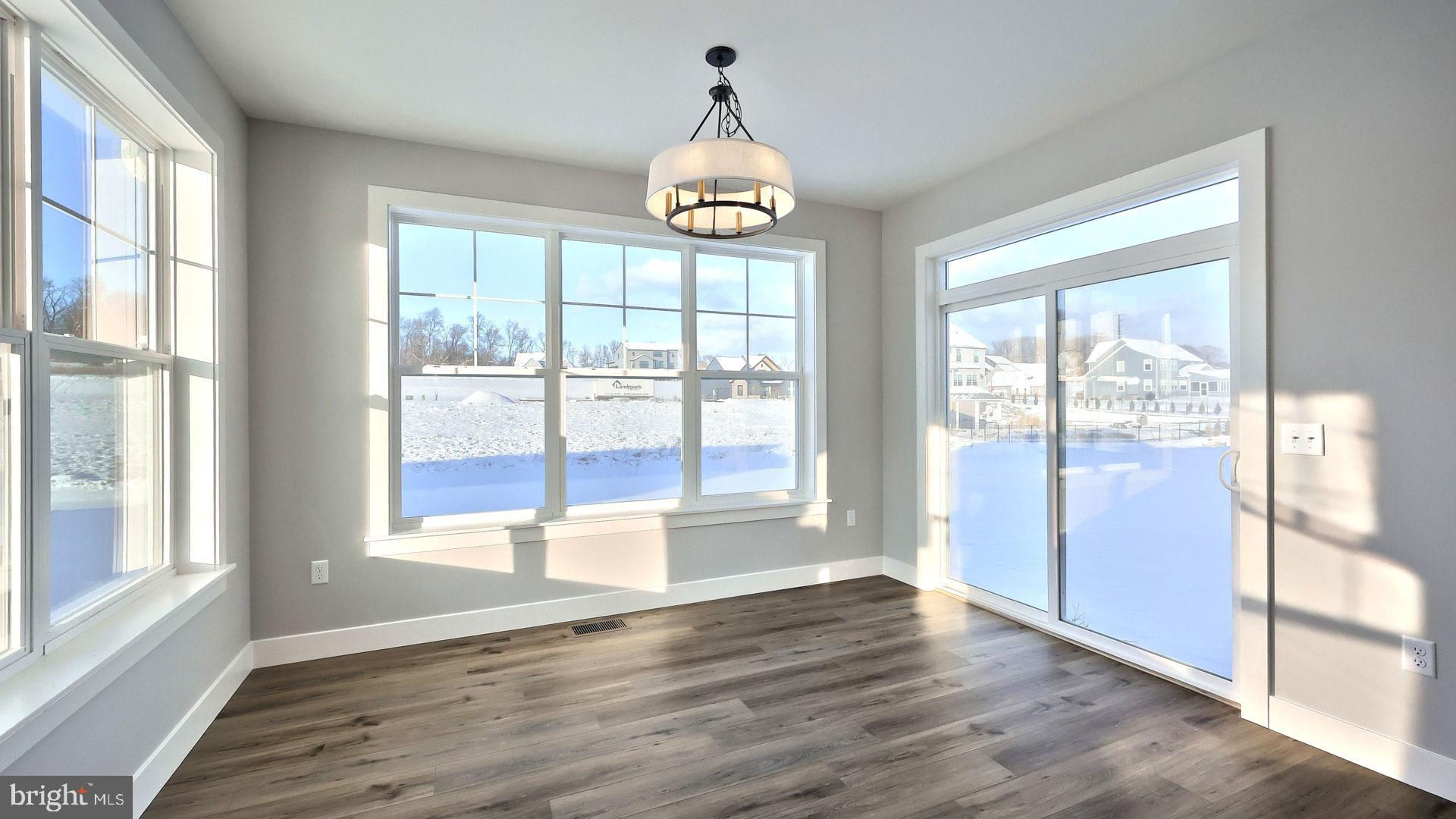 HAWK VALLEY ESTATES - Residential