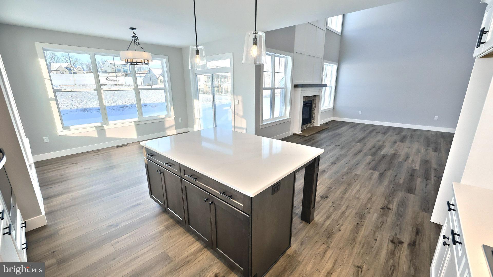 HAWK VALLEY ESTATES - Residential