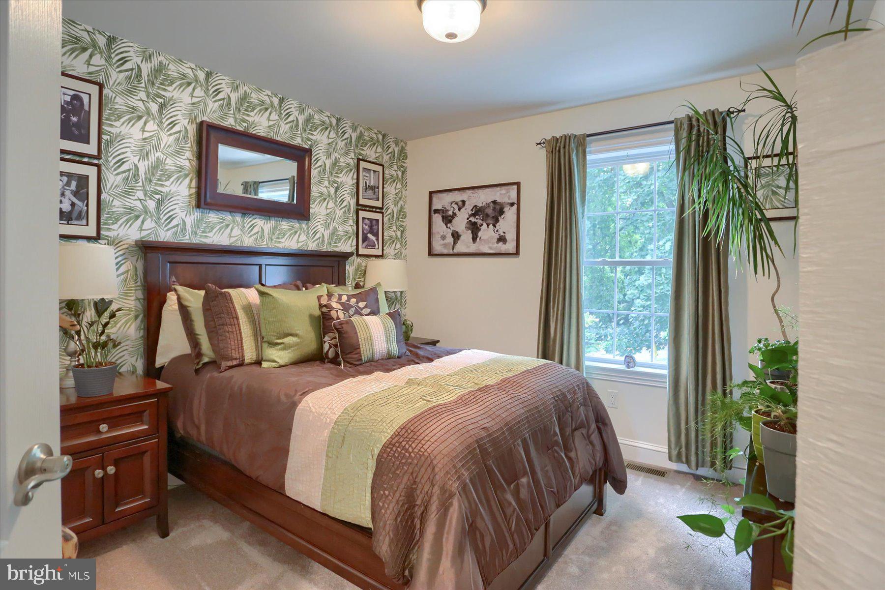 HONEYSUCKLE LANE - Residential