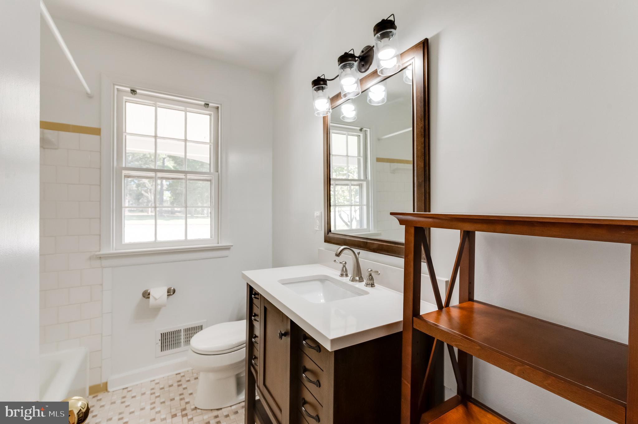 TUCKAHOE VLG WEST - Residential