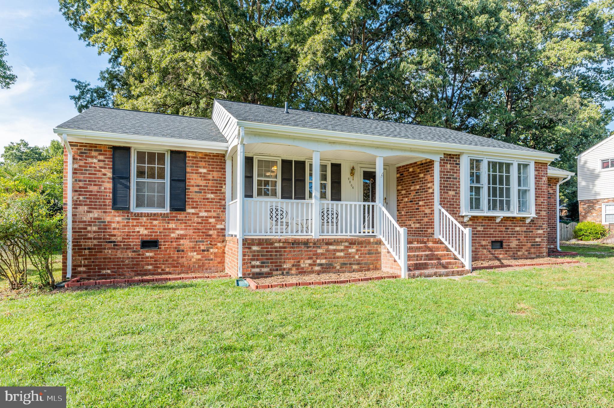 TUCKAHOE VLG WEST - Residential