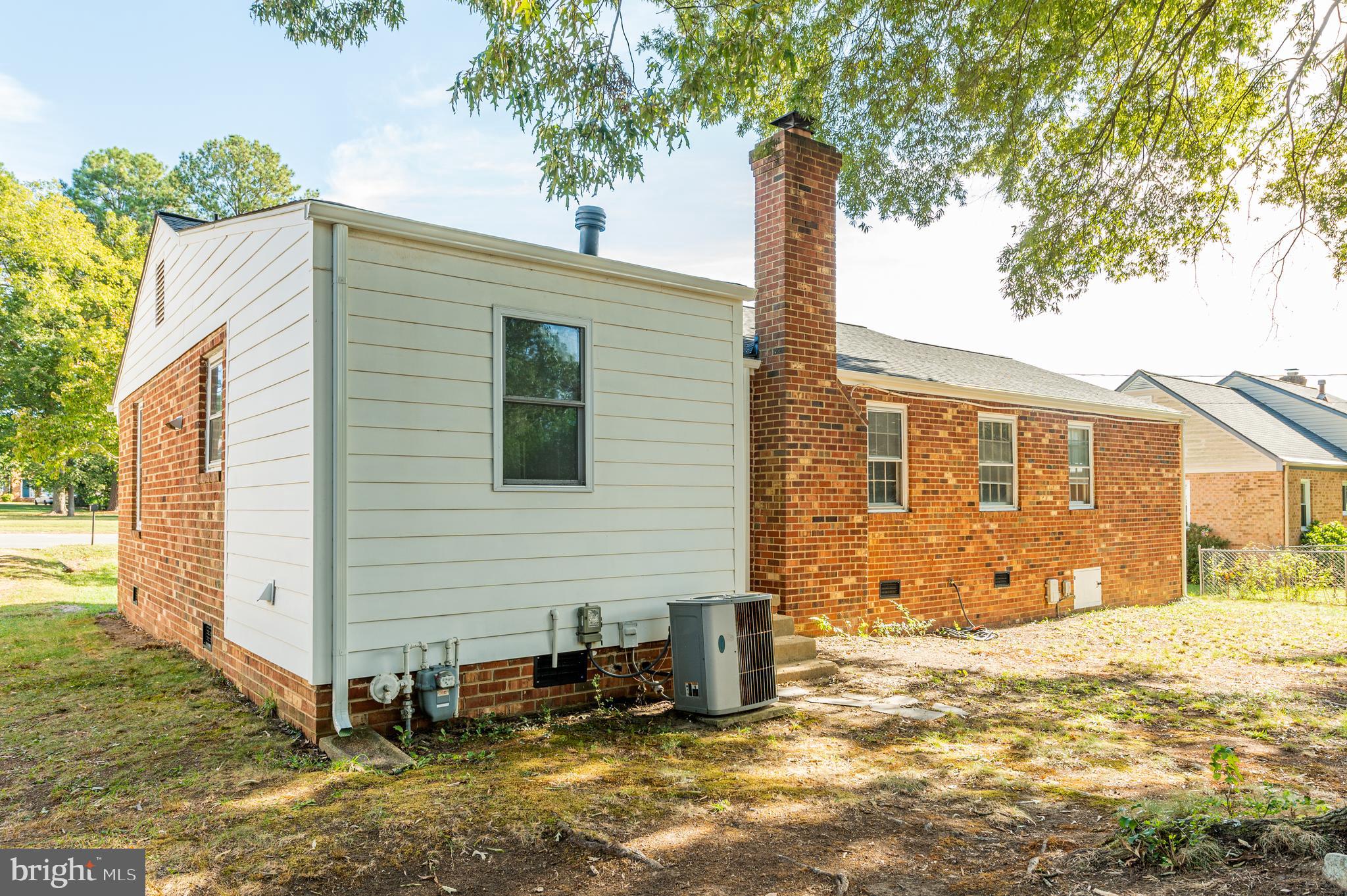 TUCKAHOE VLG WEST - Residential