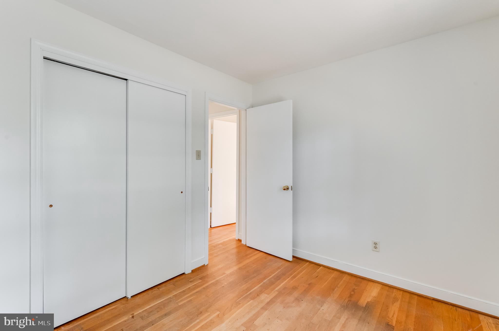 TUCKAHOE VLG WEST - Residential