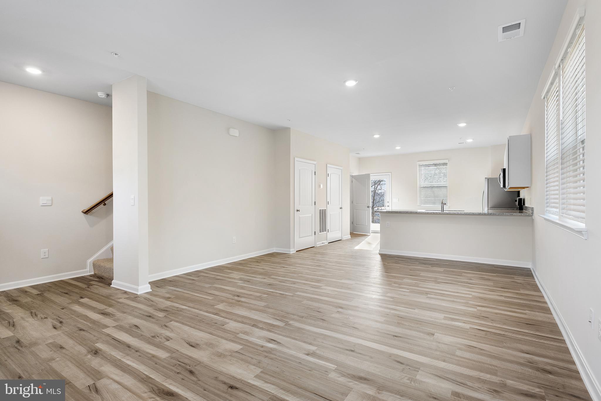 RIVERWALK TERRACE - Residential