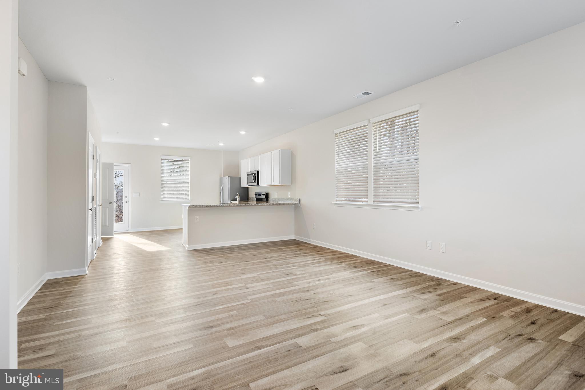 RIVERWALK TERRACE - Residential