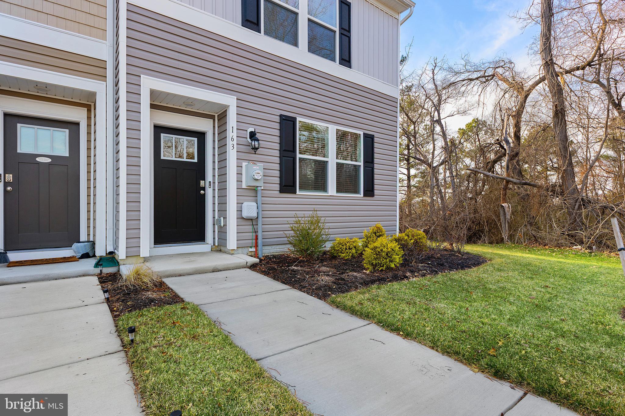 RIVERWALK TERRACE - Residential
