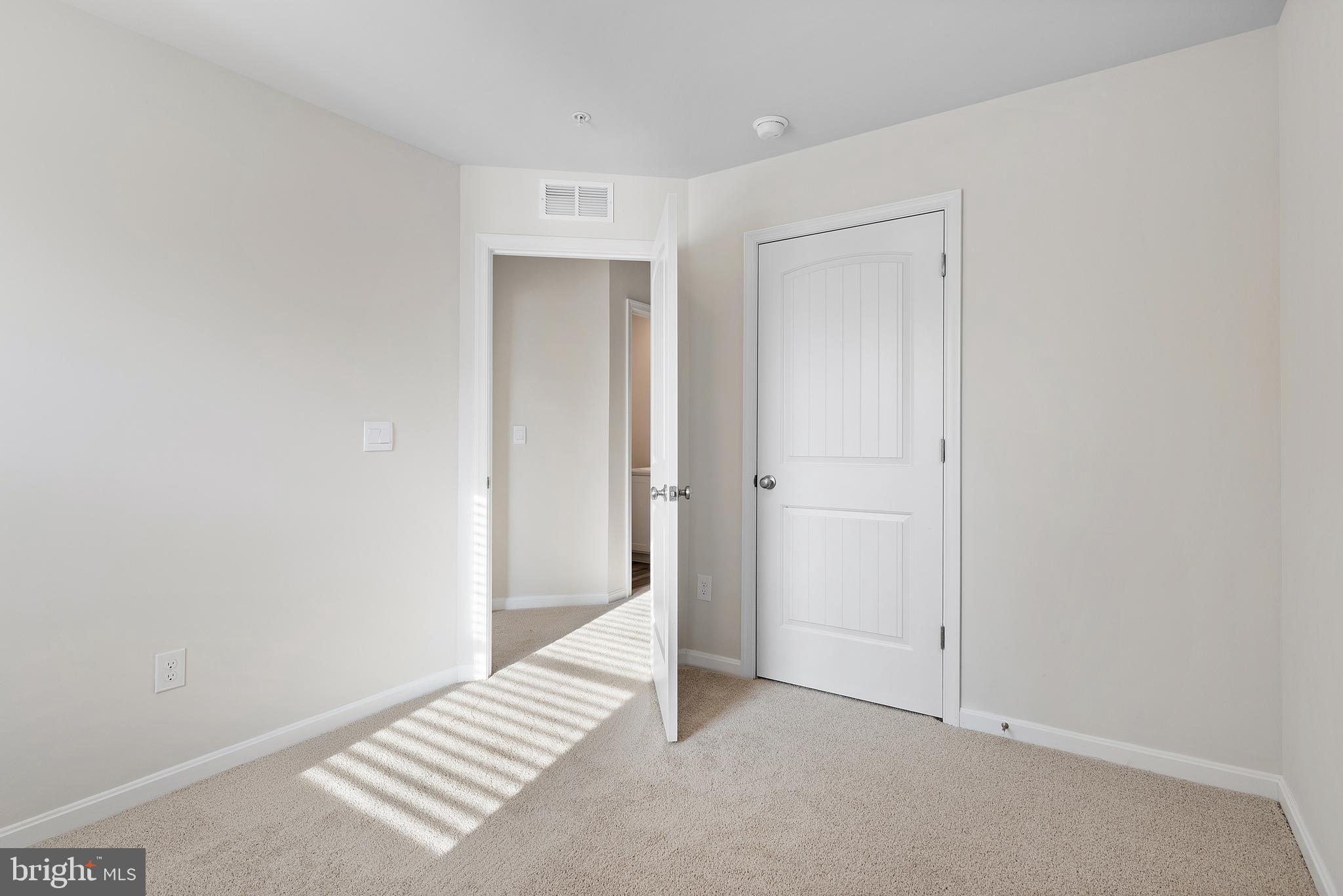 RIVERWALK TERRACE - Residential