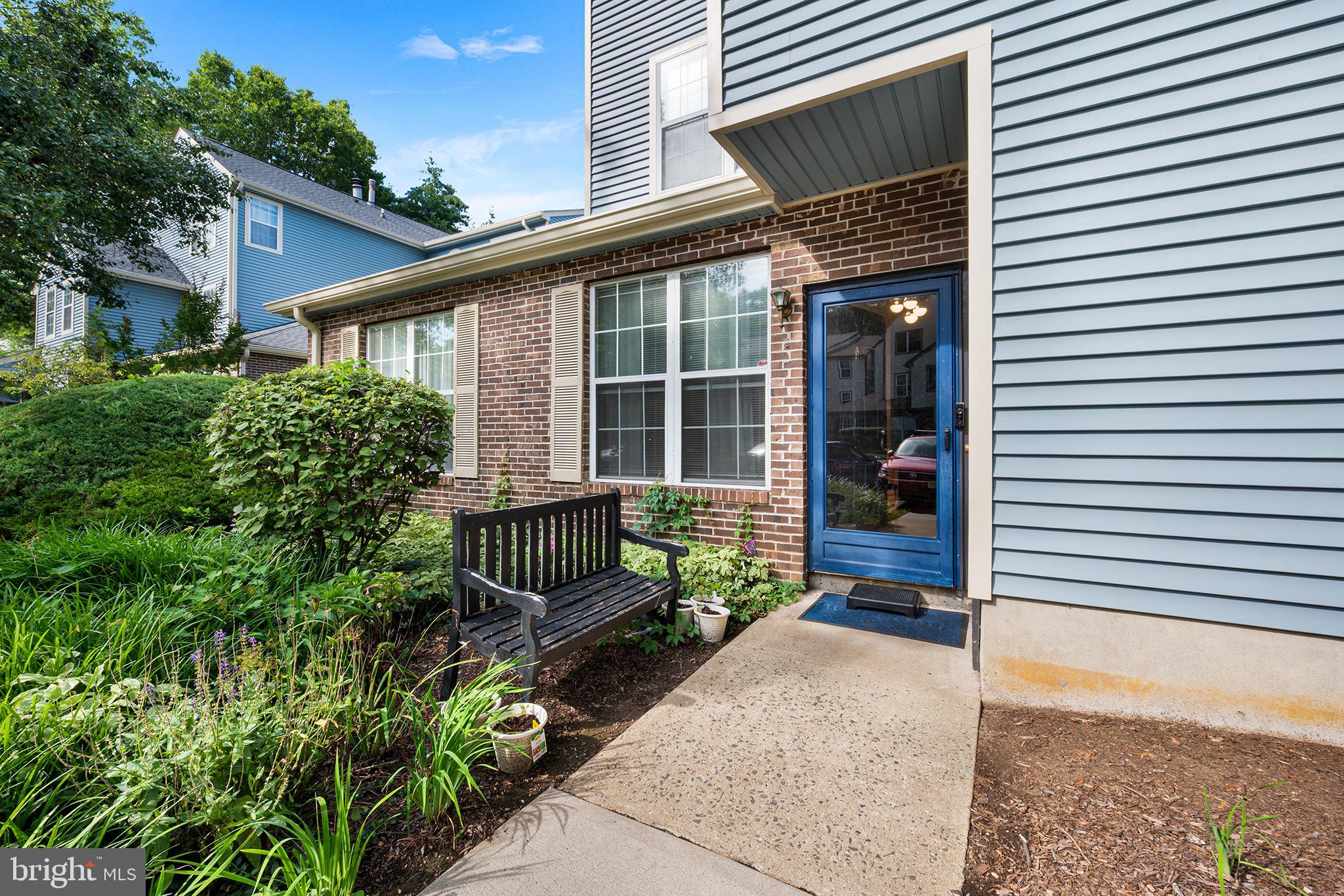 4301 BAYBERRY COURT
