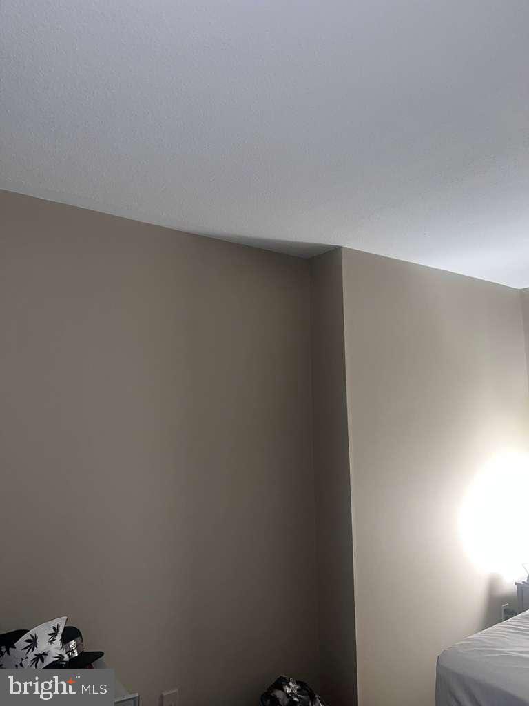 PRESIDENTIAL TOWERS - Residential