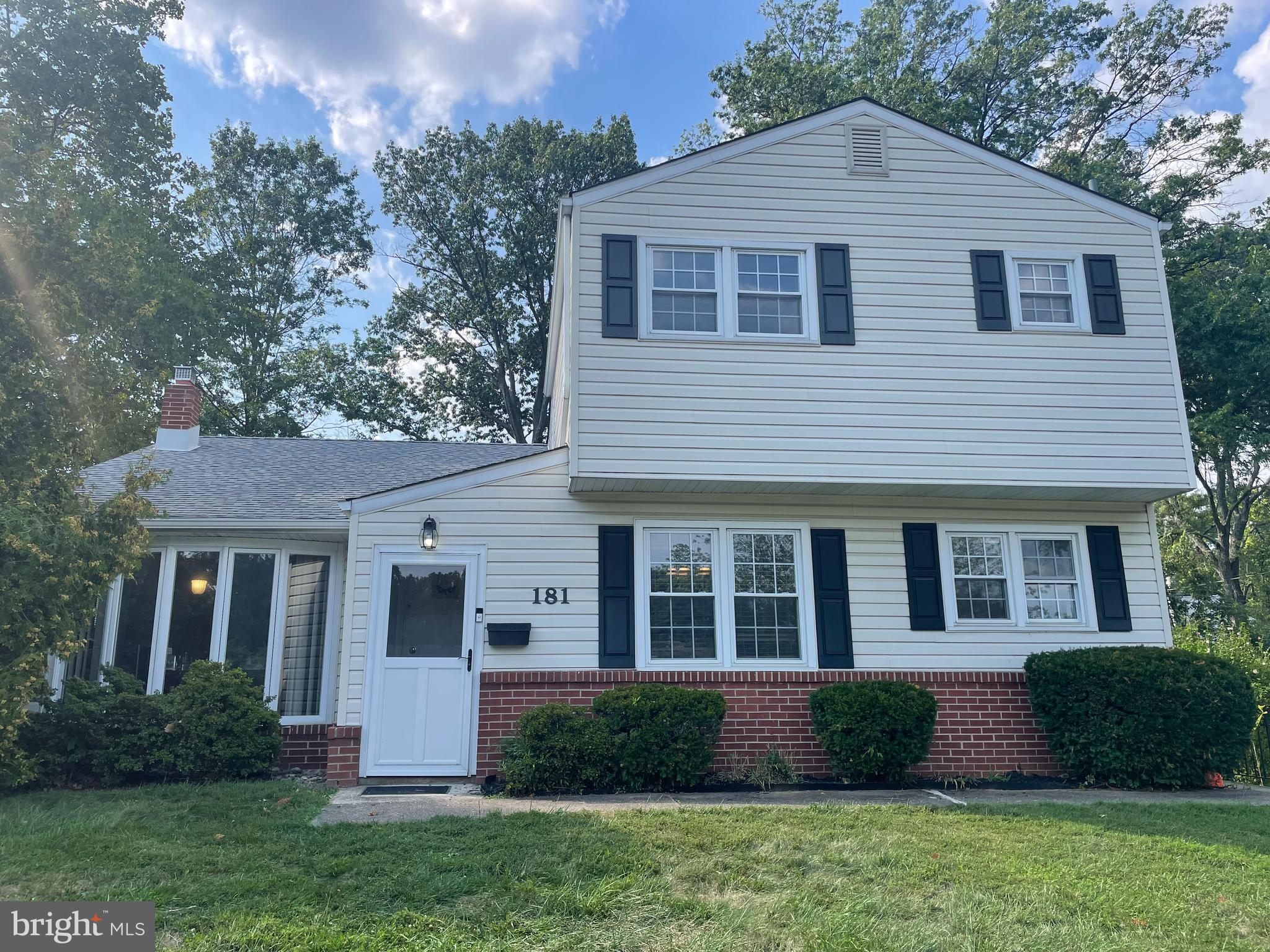 Welcome home to a tranquil corner of Upper Moreland Township, tucked away on a quiet, low-traffic street yet offering exceptional access to local amenities. Just minutes from the newly expanded 10-acre Woodlawn Park, Masons Mill, and the Pennypack/“June Fete” fairgrounds, this location blends privacy with convenience — including proximity to the PA Turnpike, Willow Grove train station, local dining, and shopping.
This well-maintained single-family home features brick and vinyl siding, with outstanding curb appeal. Manicured flower beds and mulched landscaping welcome you in front, while the large fenced backyard offers a serene, private oasis complete with a 22’ x 11’ covered patio — perfect for relaxing or entertaining.
Inside, the home boasts abundant natural light in every room. The formal living room features a large, newer bow window, while both the living and dining rooms are finished with glowing hardwood floors. The modern eat-in kitchen includes a newer 5 burner gas range, Bosch dishwasher, deep stainless steel sink, and gooseneck faucet. Upstairs, the private en suite level includes a spacious primary bedroom with walk-in closet, full bath, dressing area, and a dedicated study or office. The adjacent upper level offers three additional bedrooms and a full hall bath. The spacious great room on the ground level features a wood-burning fireplace, and the laundry room is conveniently located nearby. The home also includes replacement windows throughout and a state-of-the-art high-efficiency gas heating and central air system for year-round comfort.
Additional highlights:
Hardwood flooring throughout the main and upper levels
Several freshly painted rooms
Maintenance-free vinyl siding with brick
Private driveway with parking for four vehicles
Located within the highly regarded Upper Moreland School District, known for its modern facilities and award-winning programs, this beautifully maintained home offers a rare combination of comfort, space, and location.