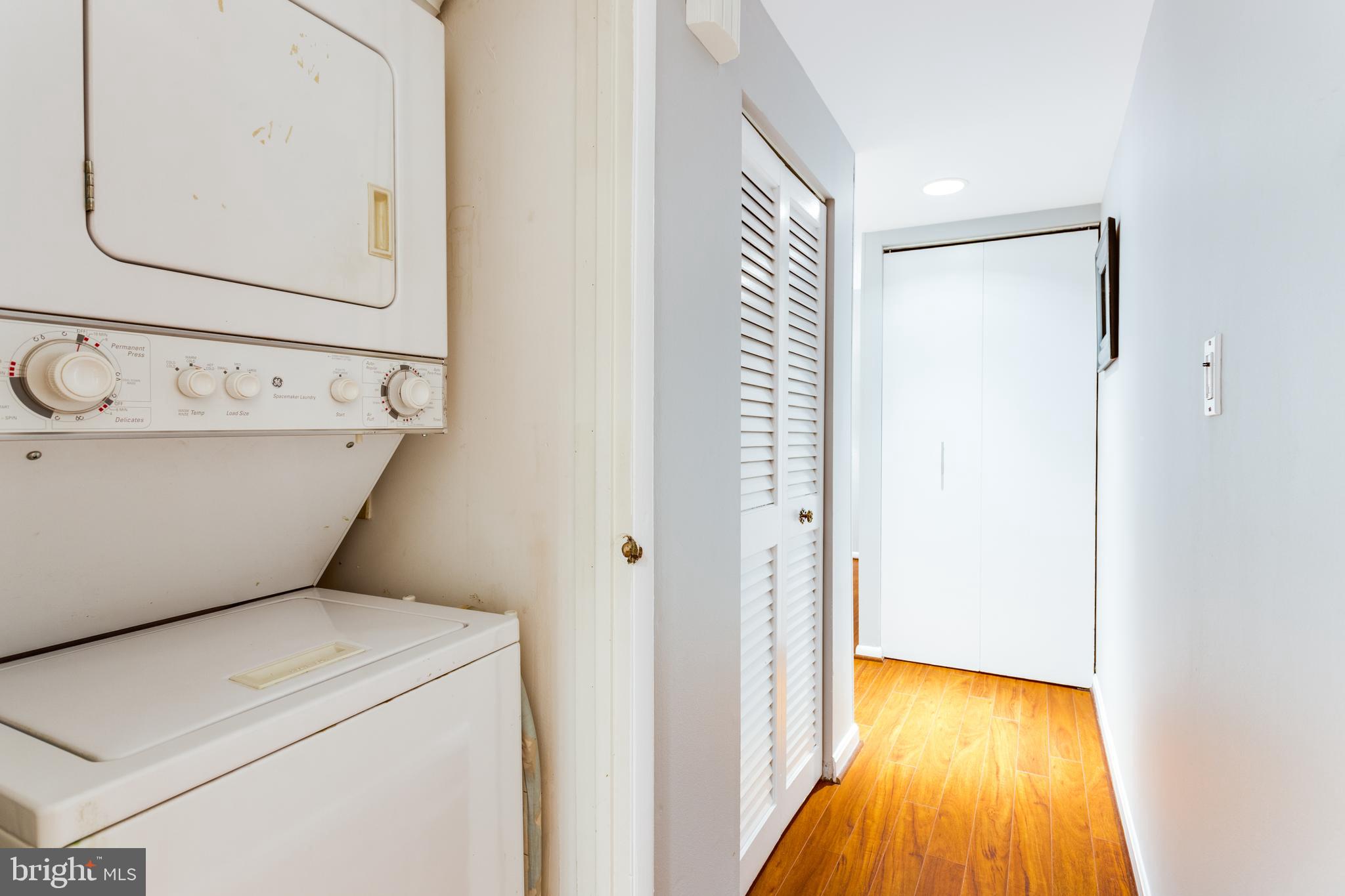 THE ARLINGTON - Residential