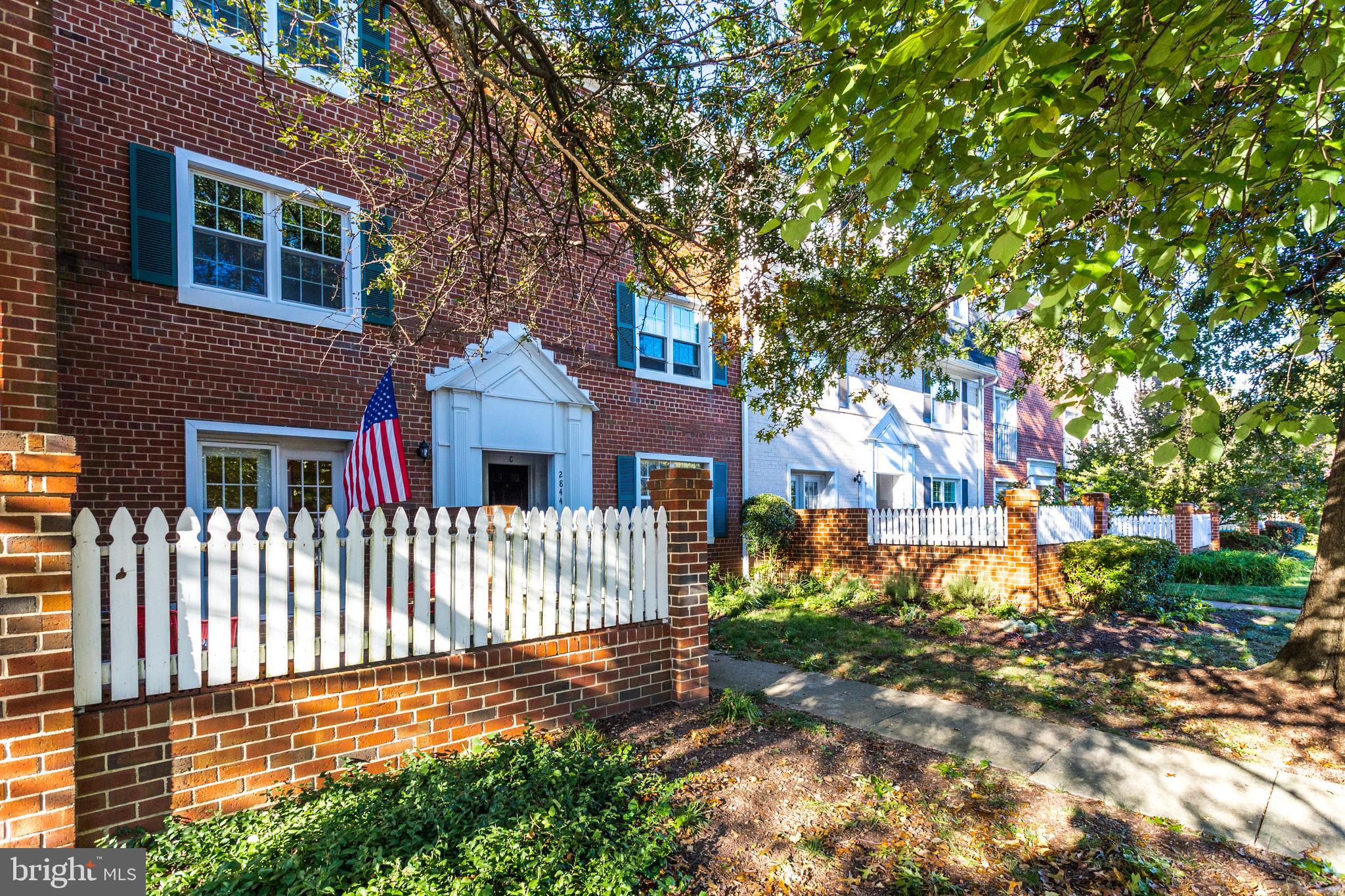 THE ARLINGTON - Residential