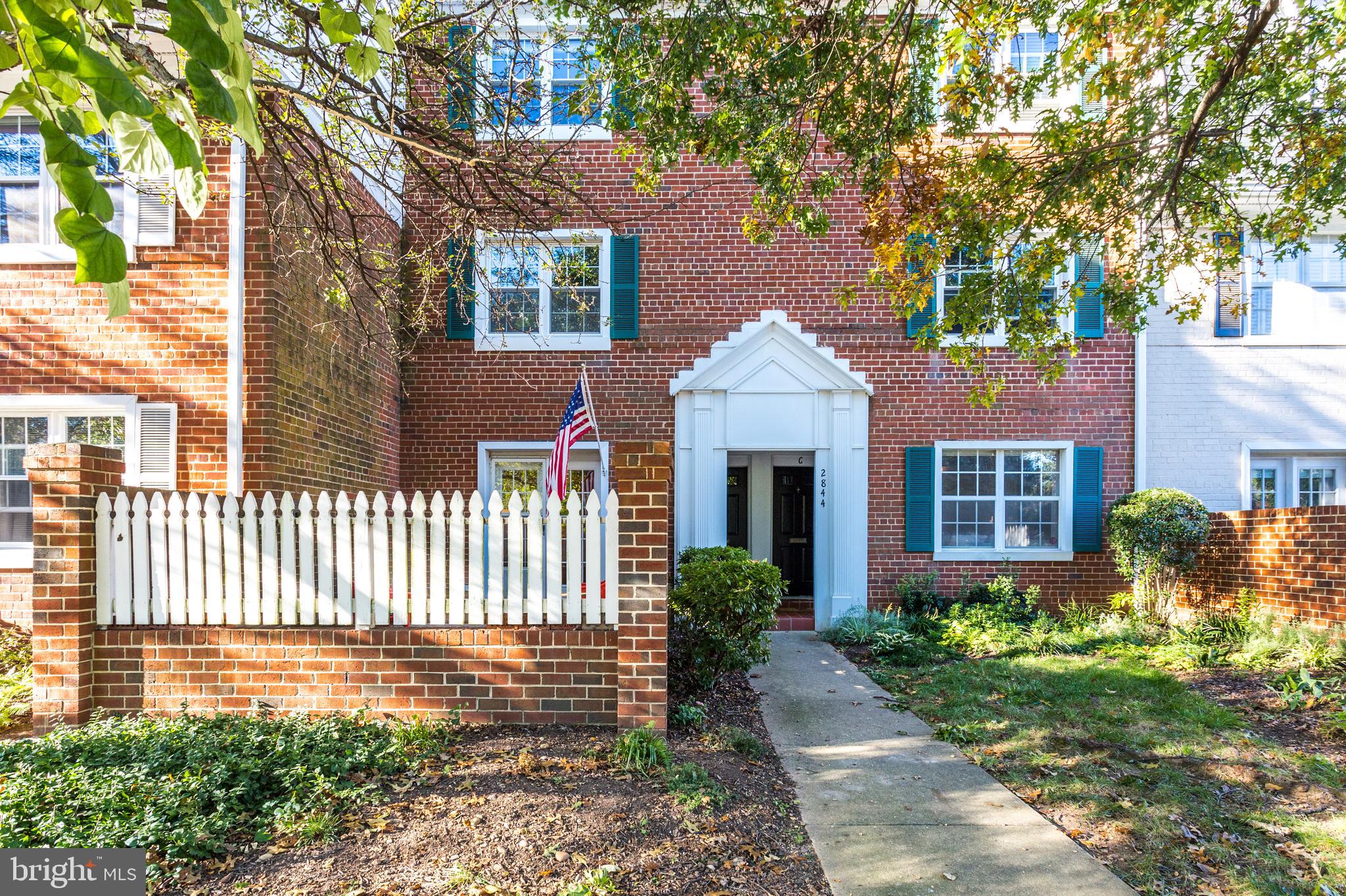 THE ARLINGTON - Residential