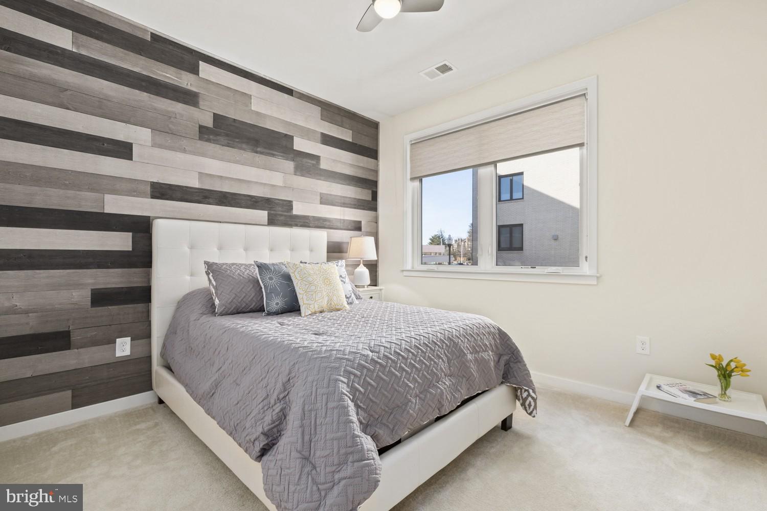 CAMBRIA SQUARE - Residential Lease