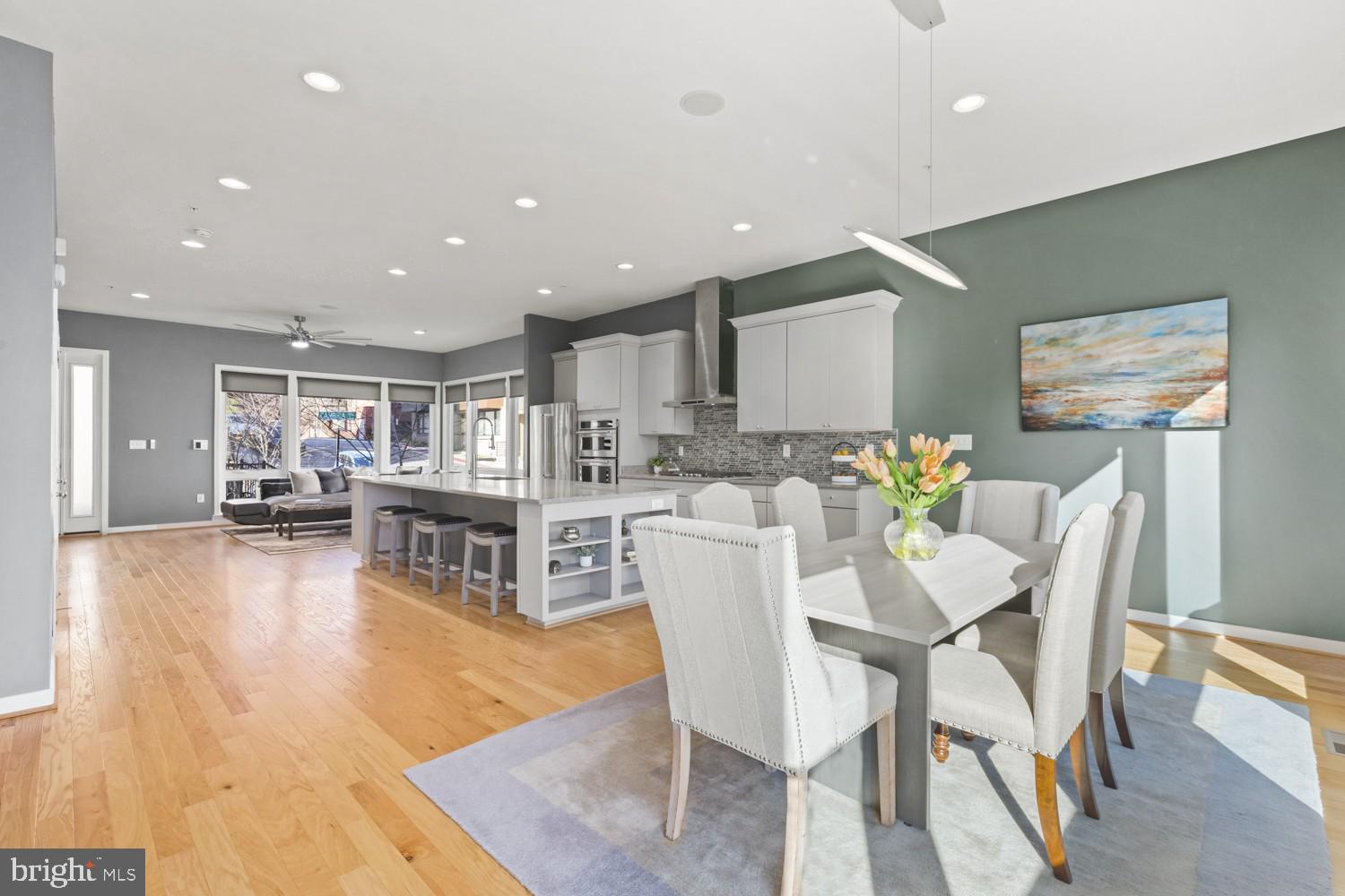 CAMBRIA SQUARE - Residential Lease