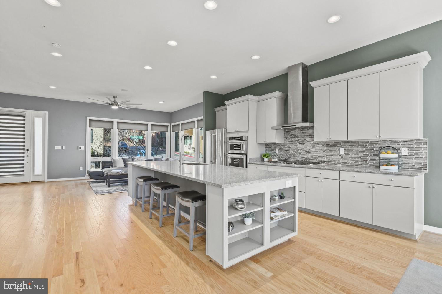 CAMBRIA SQUARE - Residential Lease