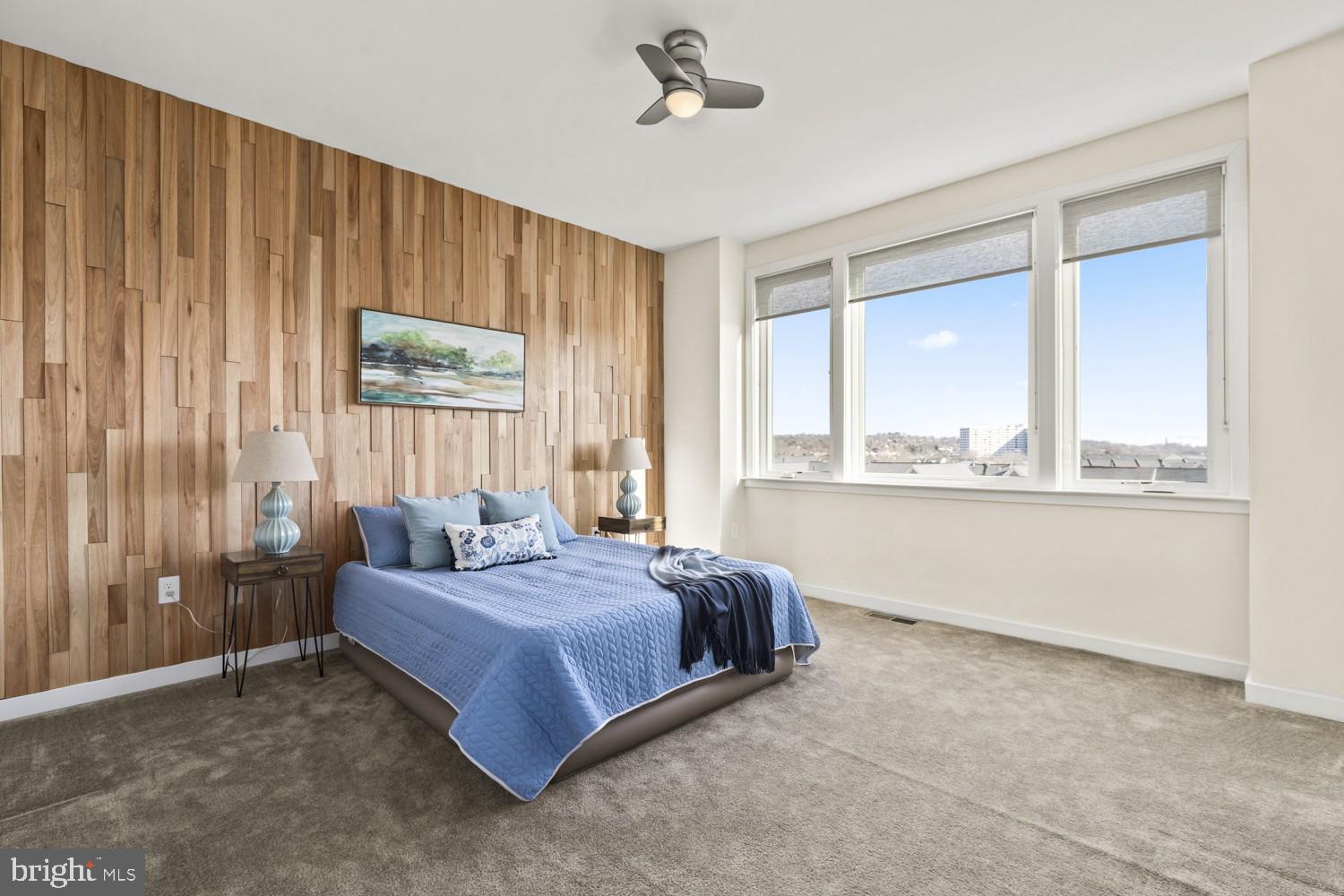 CAMBRIA SQUARE - Residential Lease