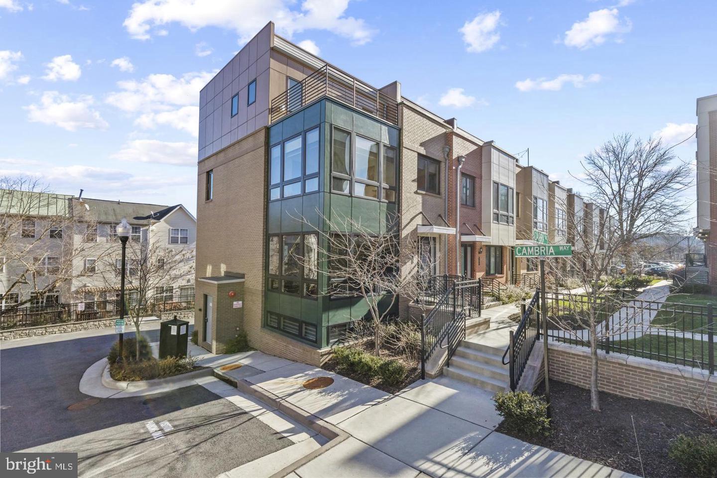 CAMBRIA SQUARE - Residential Lease