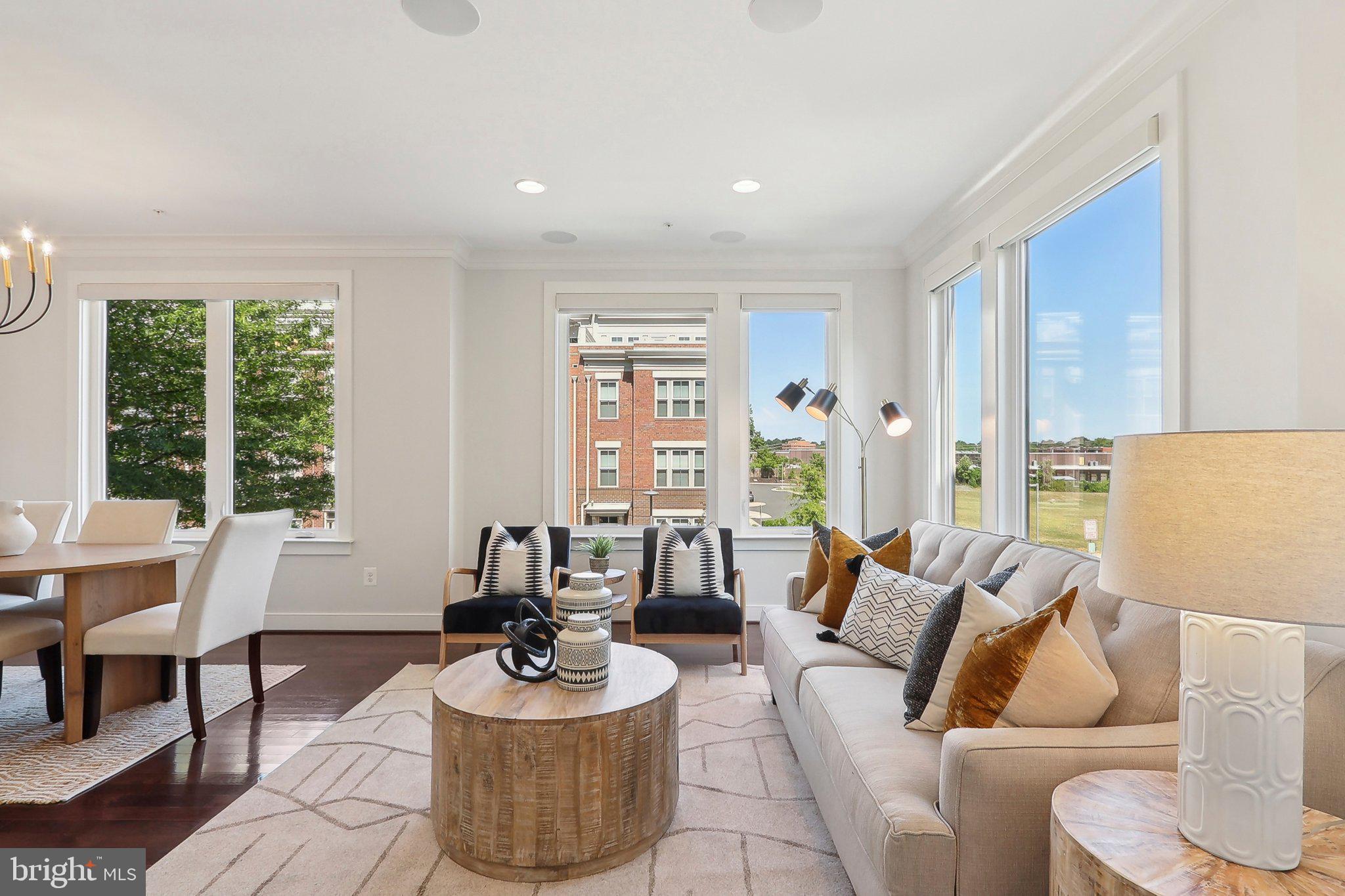 MOSAIC AT MERRIFIELD - Residential