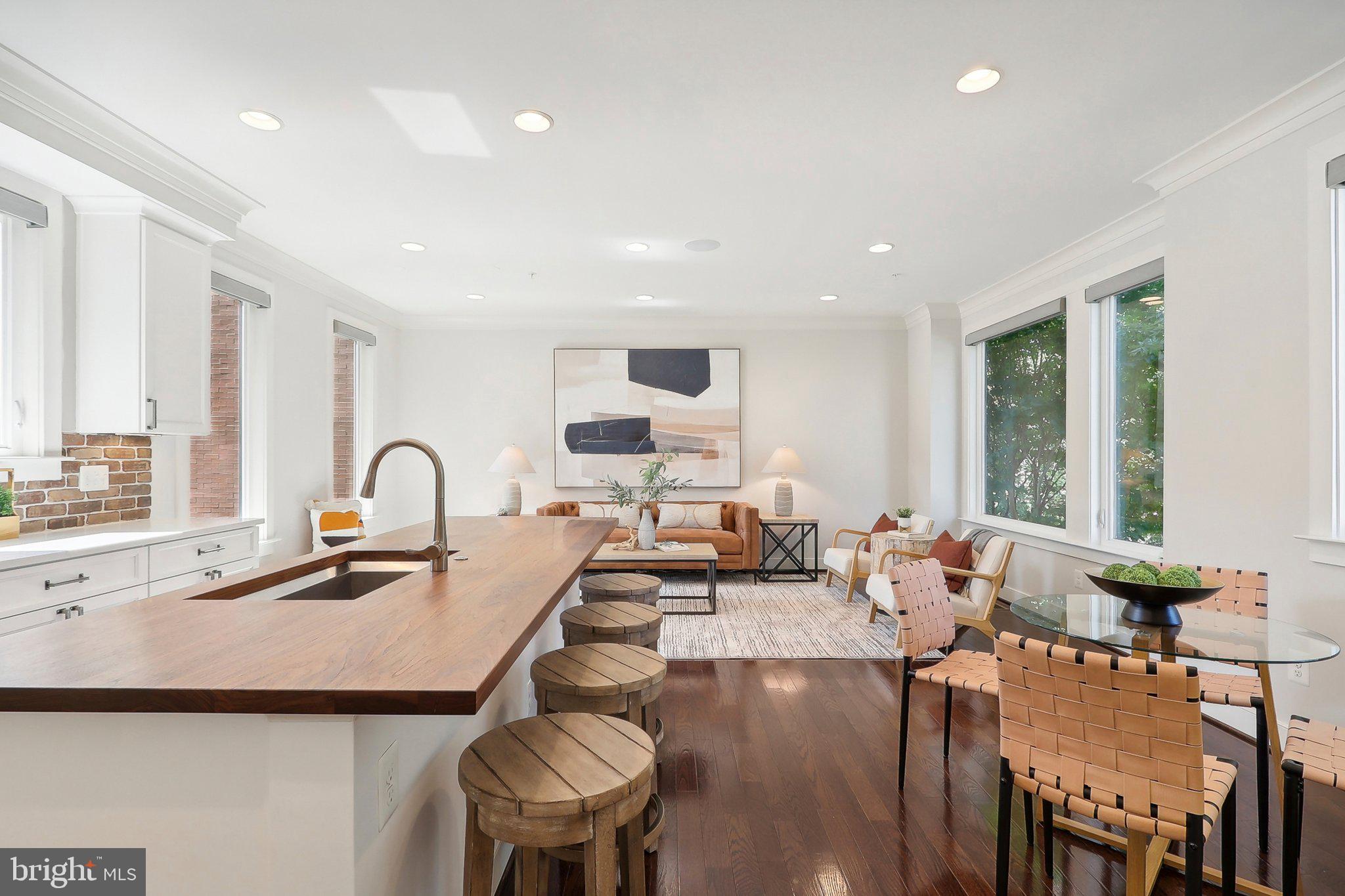 MOSAIC AT MERRIFIELD - Residential