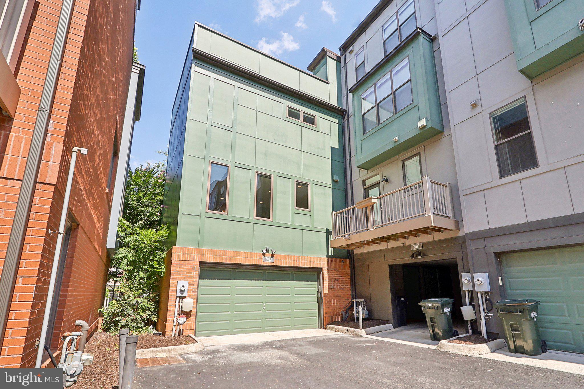 MOSAIC AT MERRIFIELD - Residential