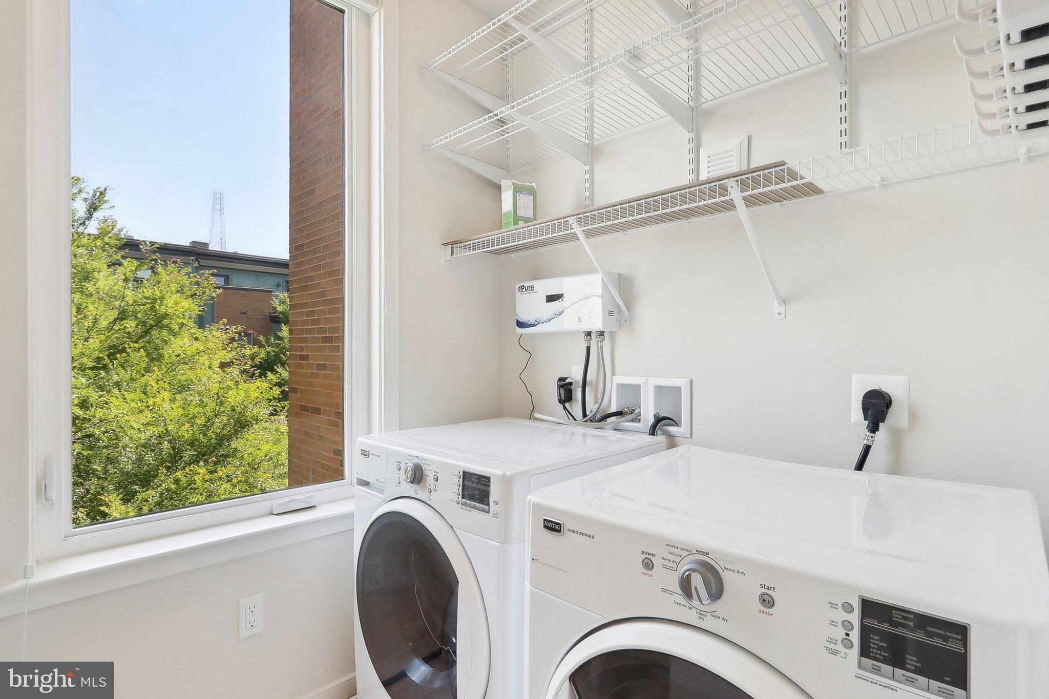 MOSAIC AT MERRIFIELD - Residential