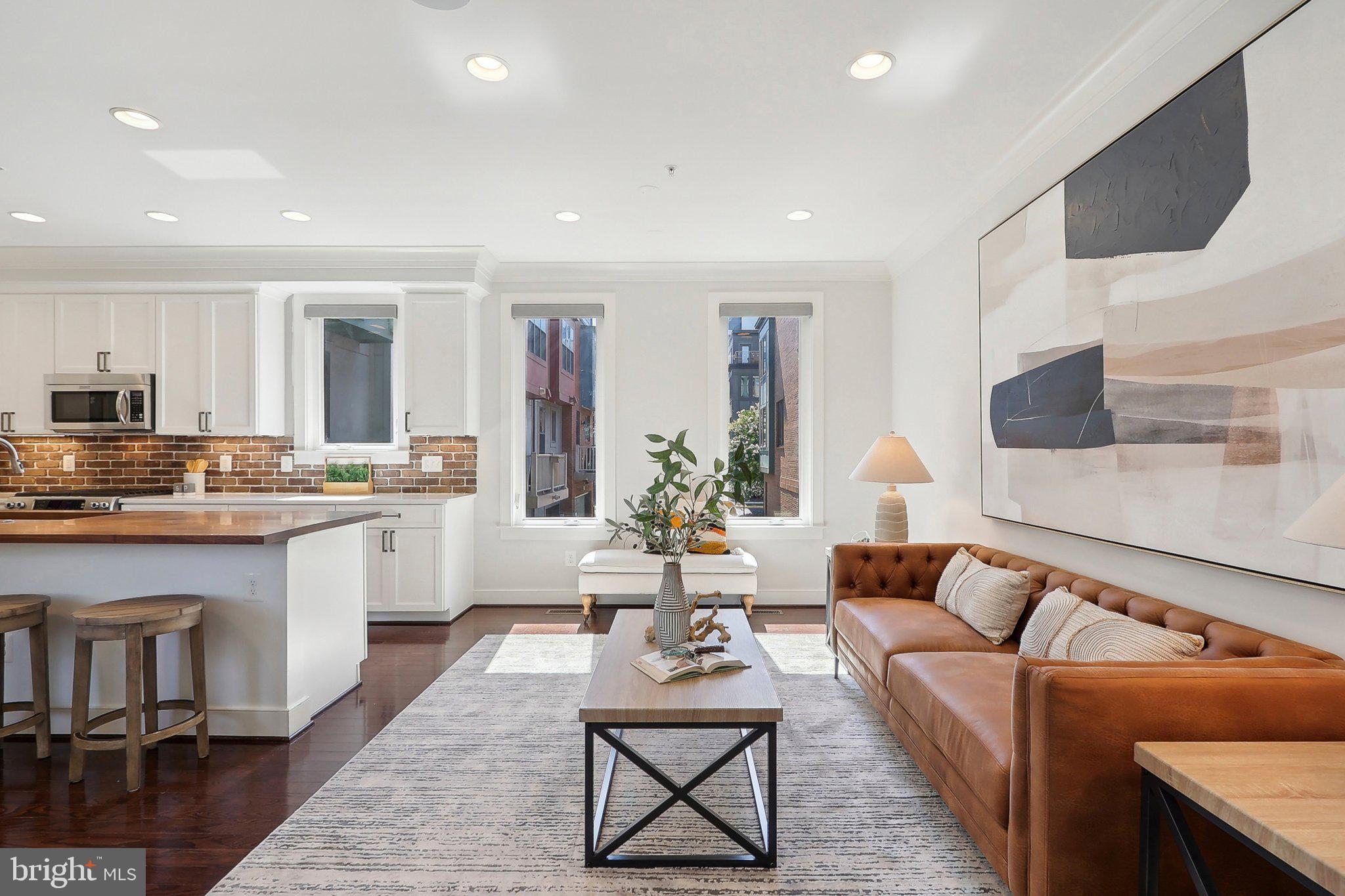 MOSAIC AT MERRIFIELD - Residential