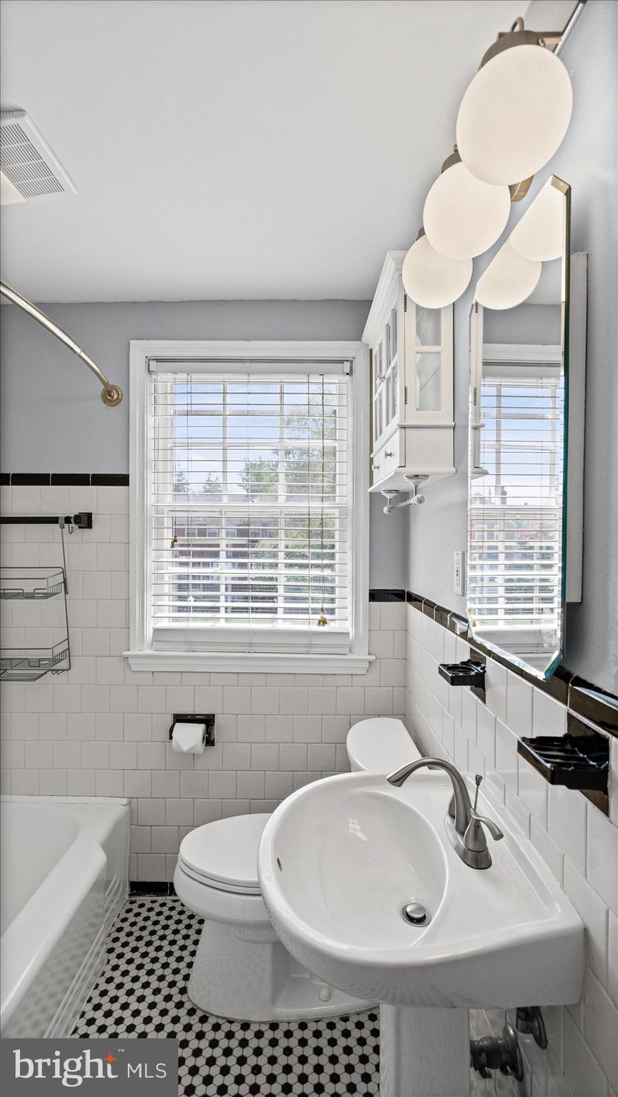 KNETTISHALL - Residential