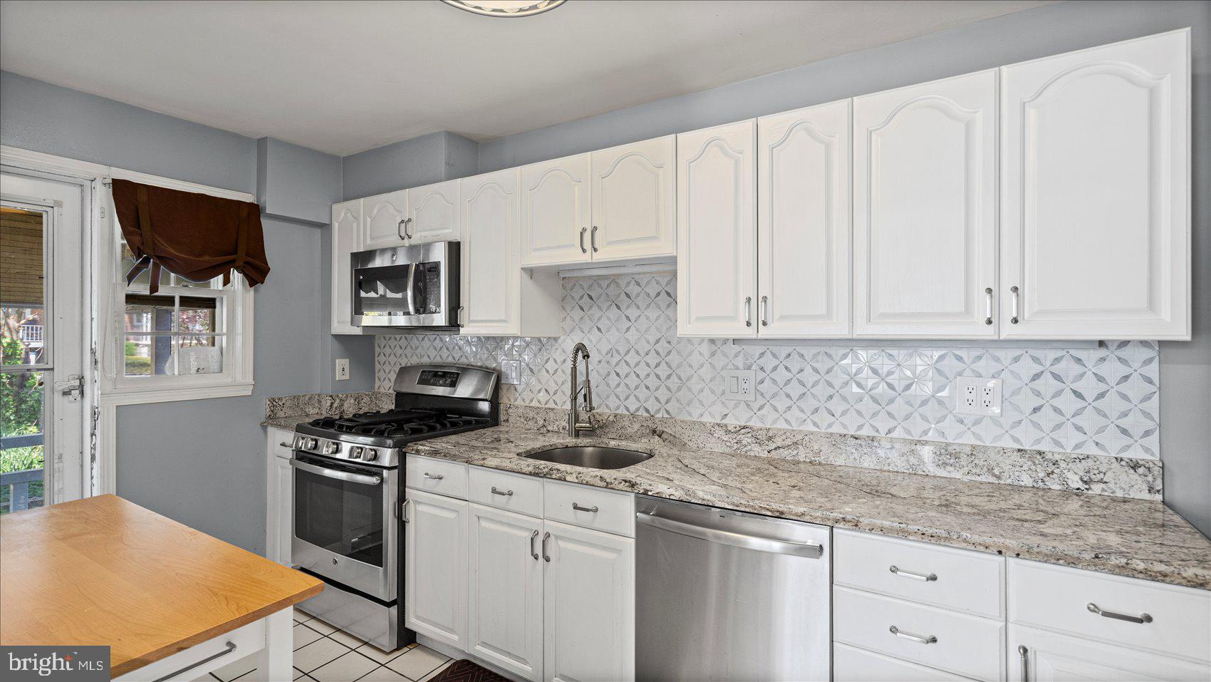 KNETTISHALL - Residential