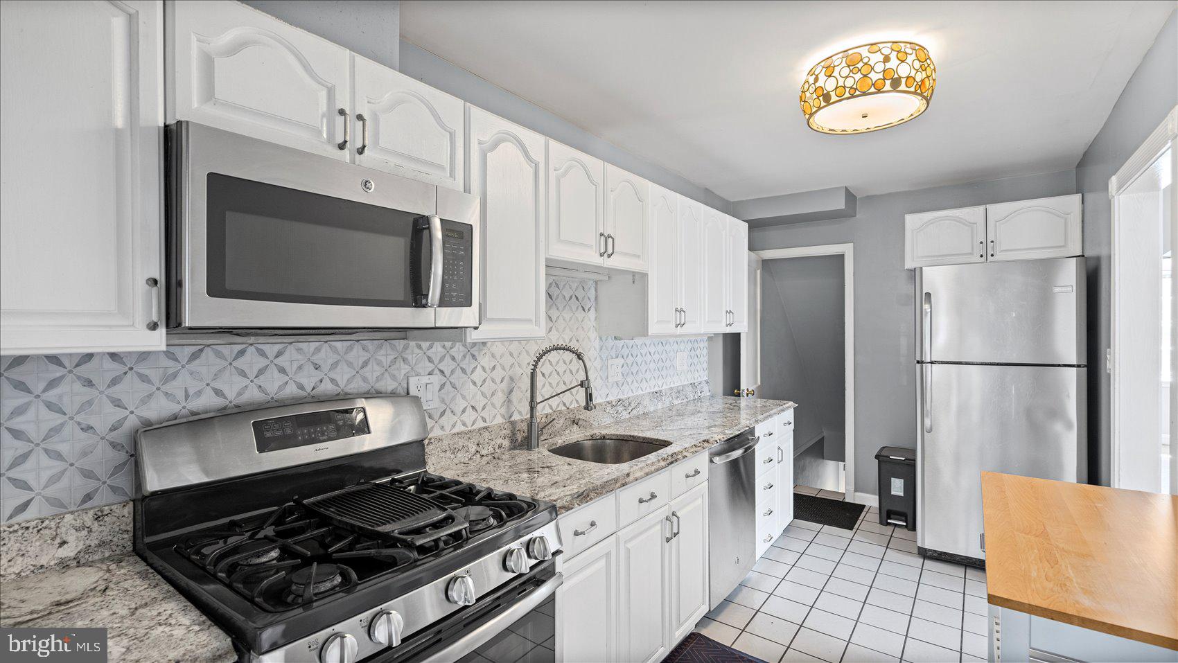 KNETTISHALL - Residential