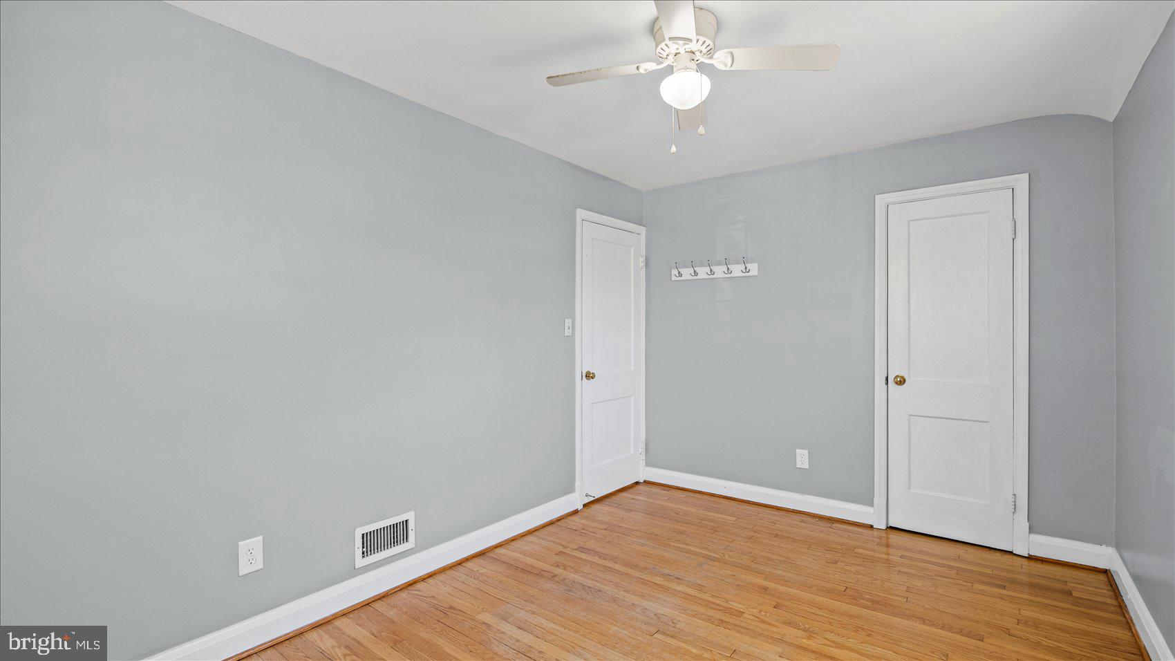 KNETTISHALL - Residential