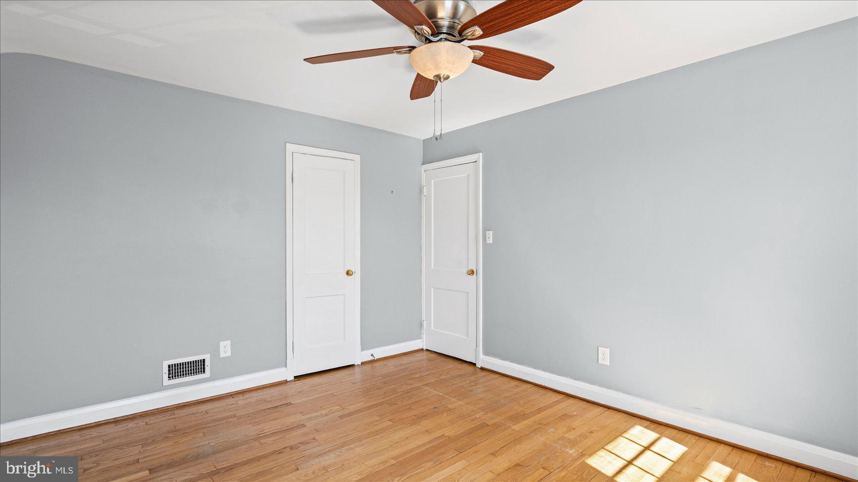 KNETTISHALL - Residential