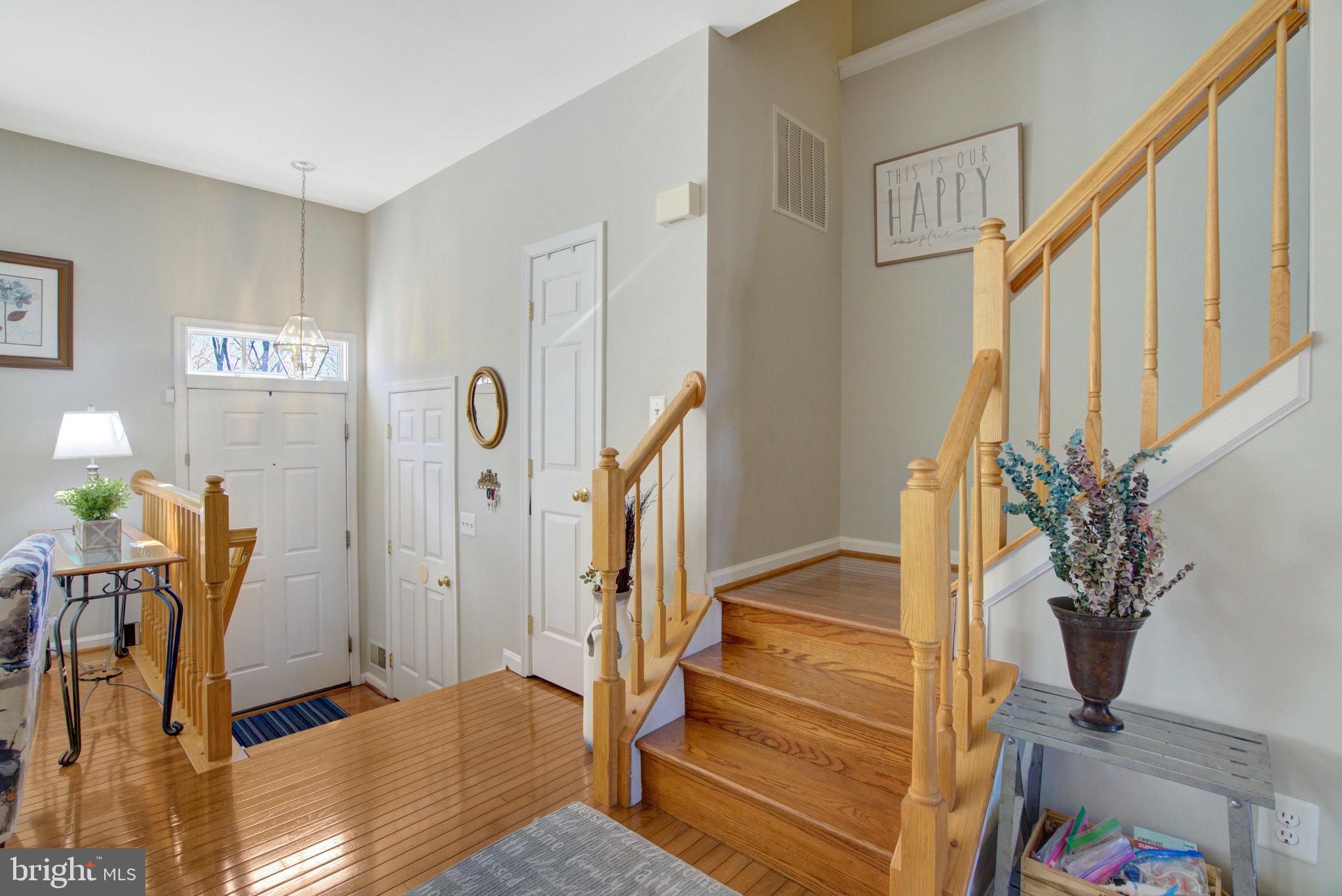 POTOMAC LAKES - Residential Lease