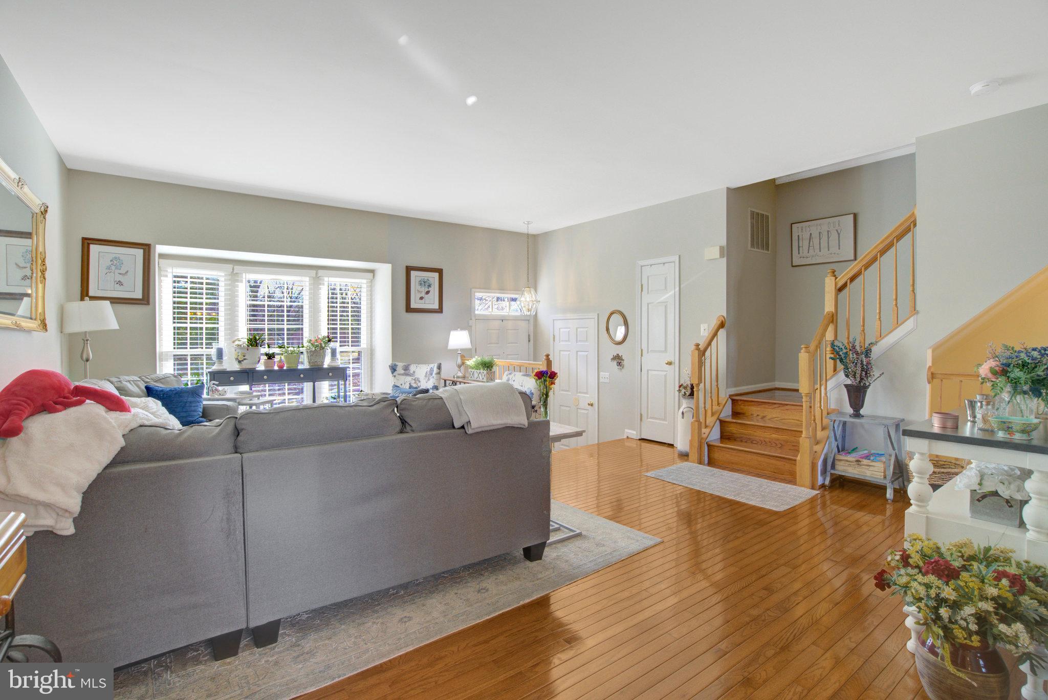 POTOMAC LAKES - Residential Lease