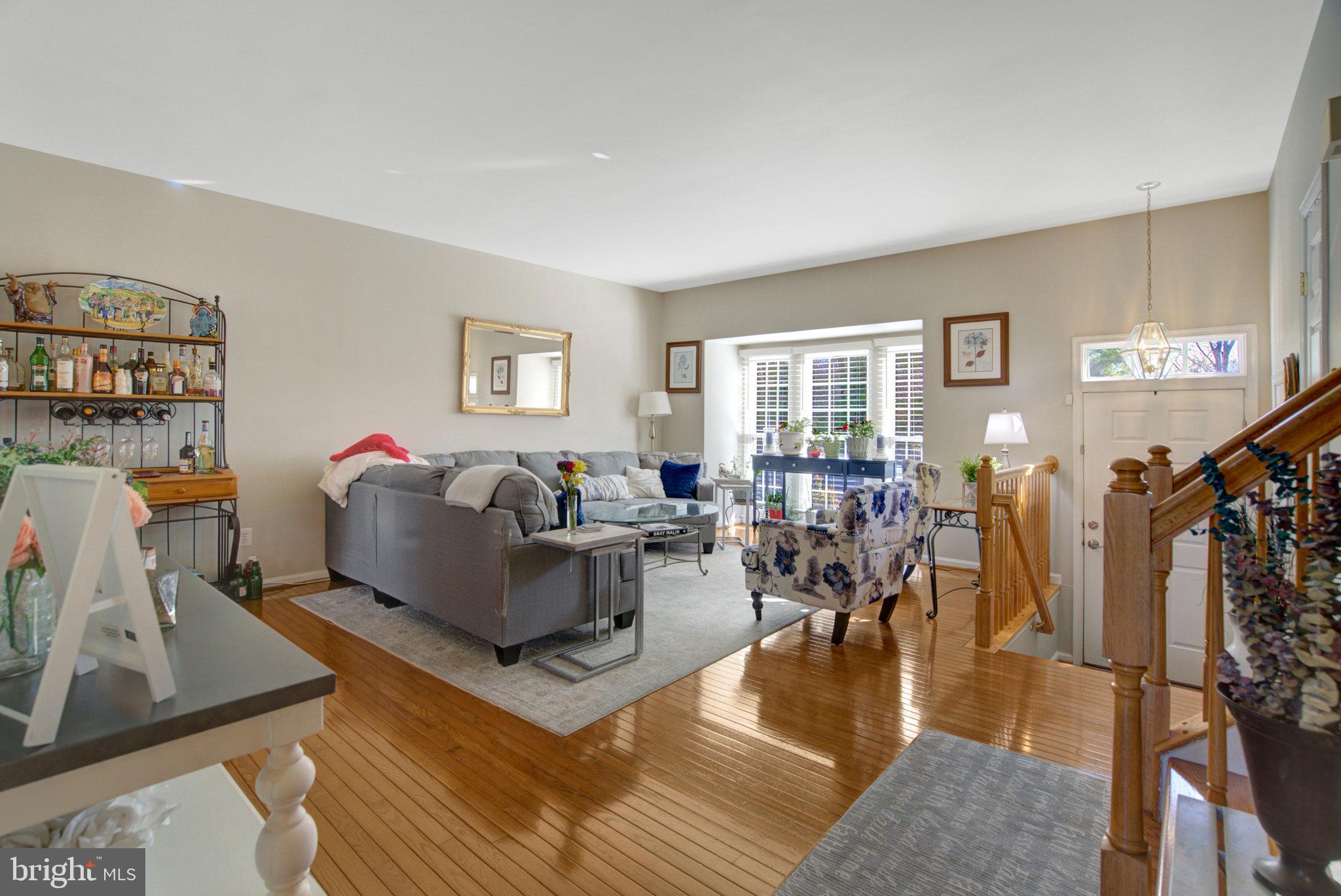 POTOMAC LAKES - Residential Lease