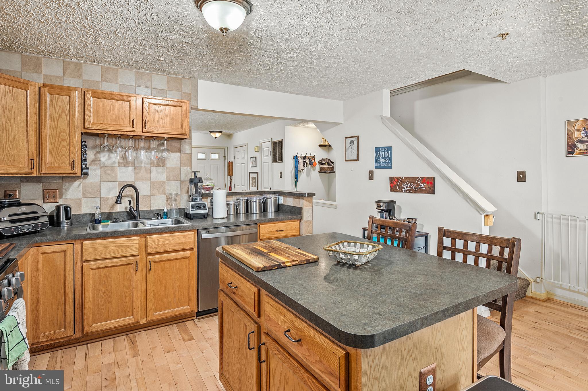 BRIGHT OAKS - Residential