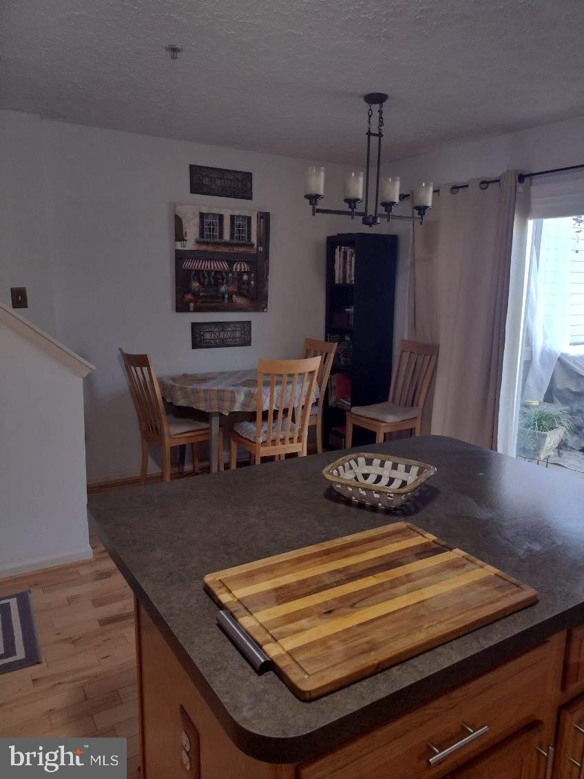 BRIGHT OAKS - Residential