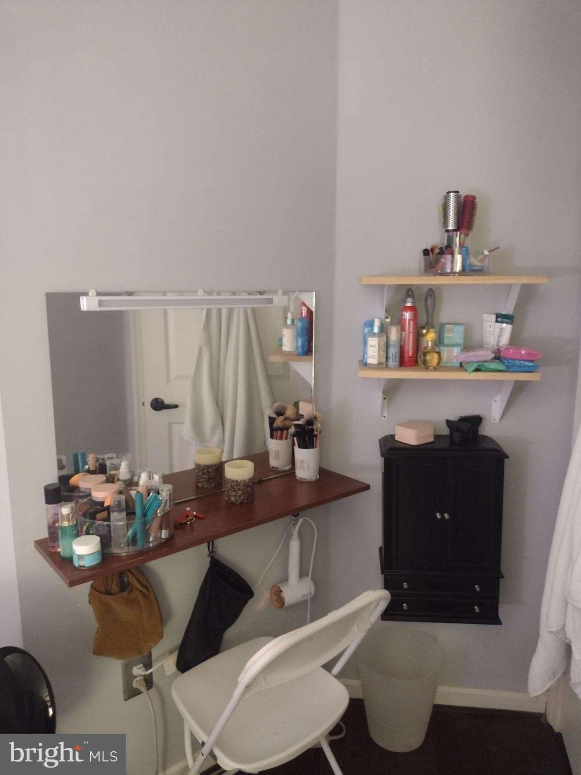 BRIGHT OAKS - Residential