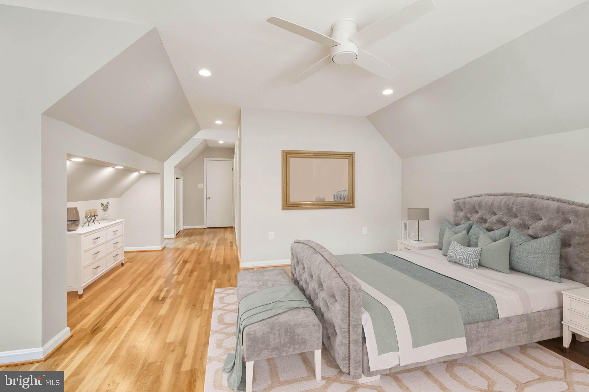 POTOMAC WOODS - Residential