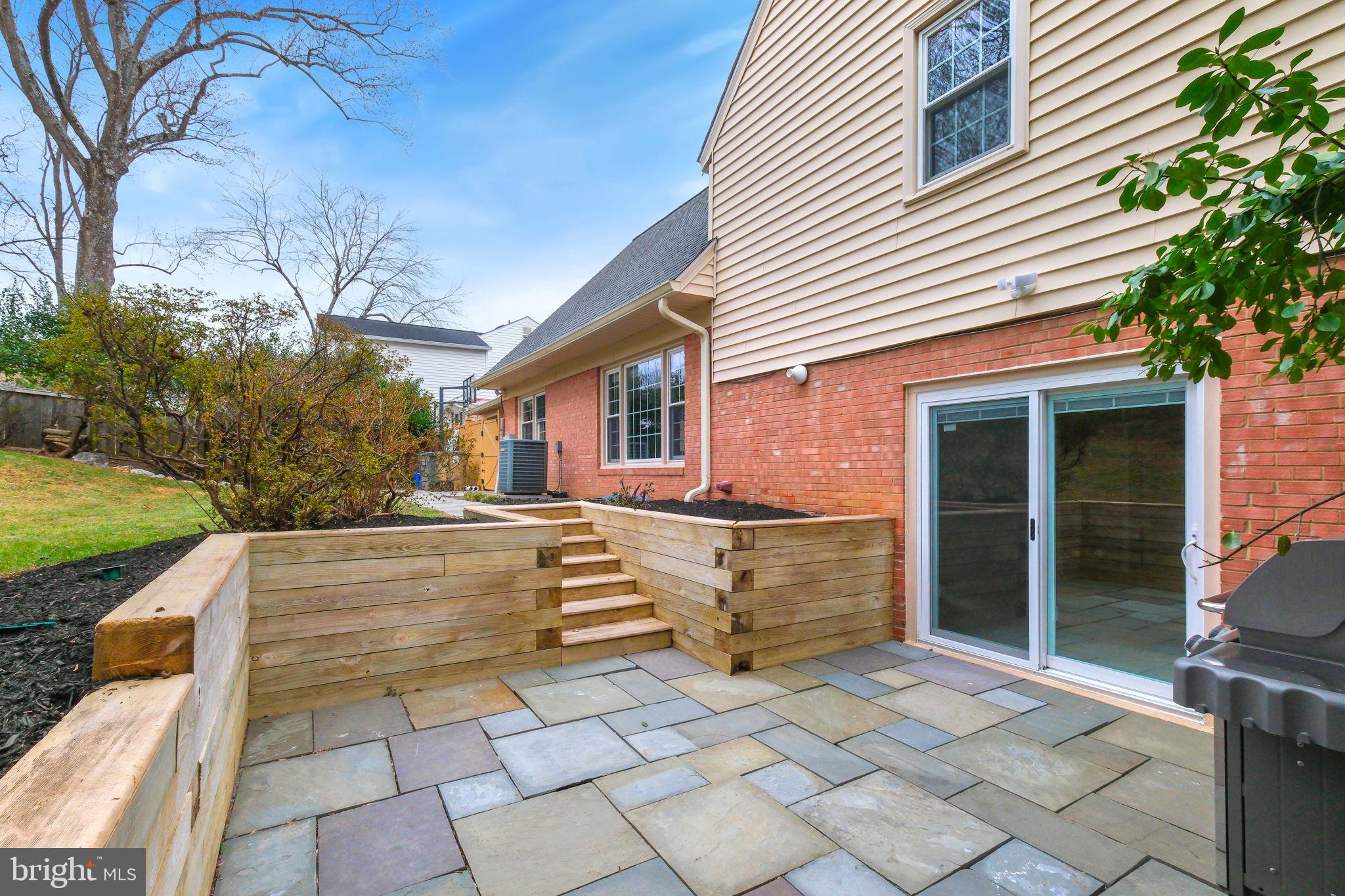 POTOMAC WOODS - Residential