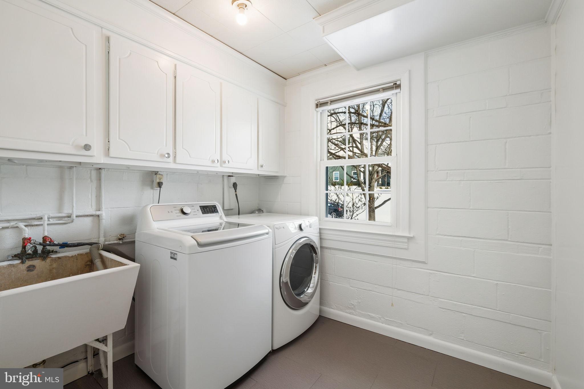 POTOMAC WOODS - Residential