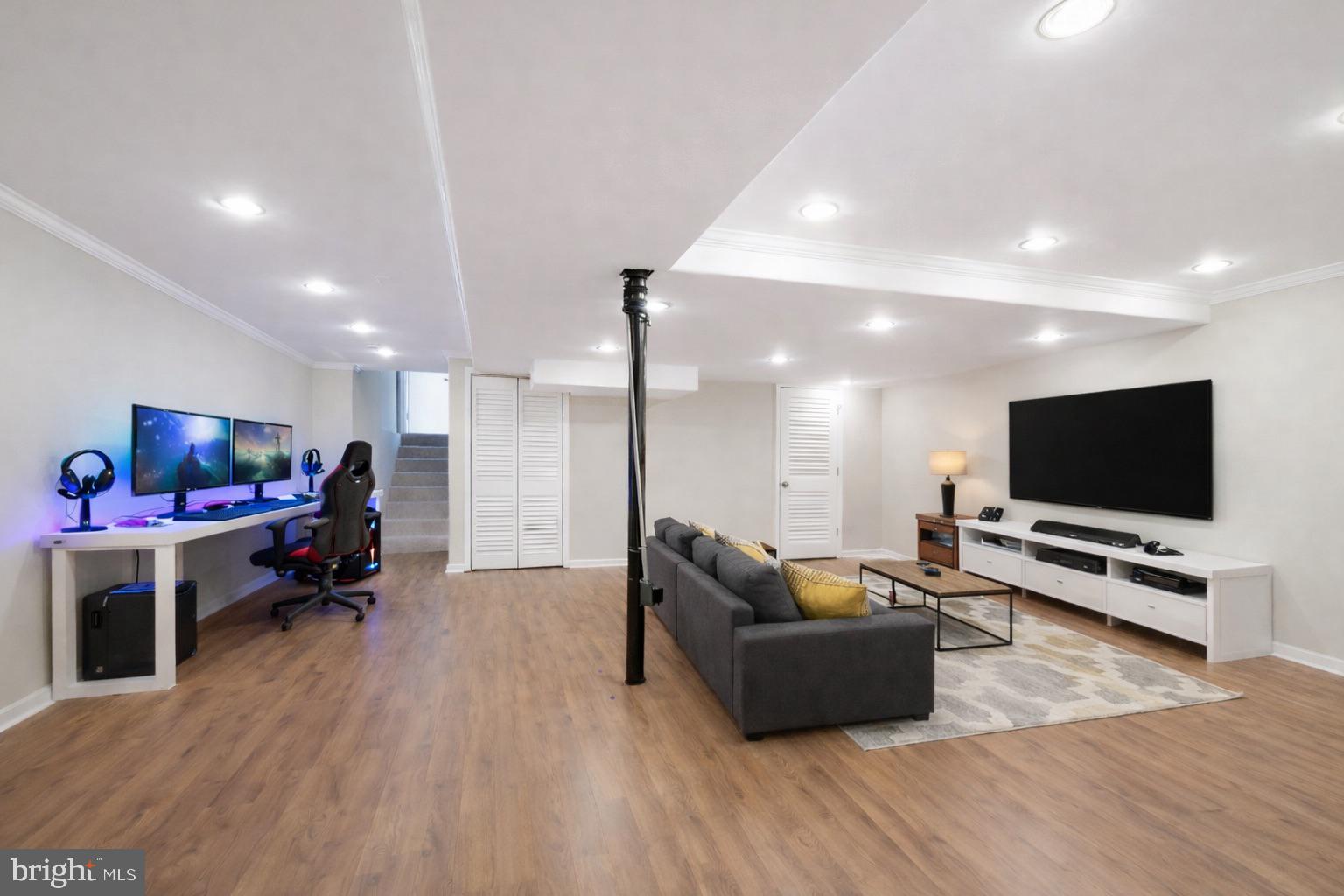 POTOMAC WOODS - Residential