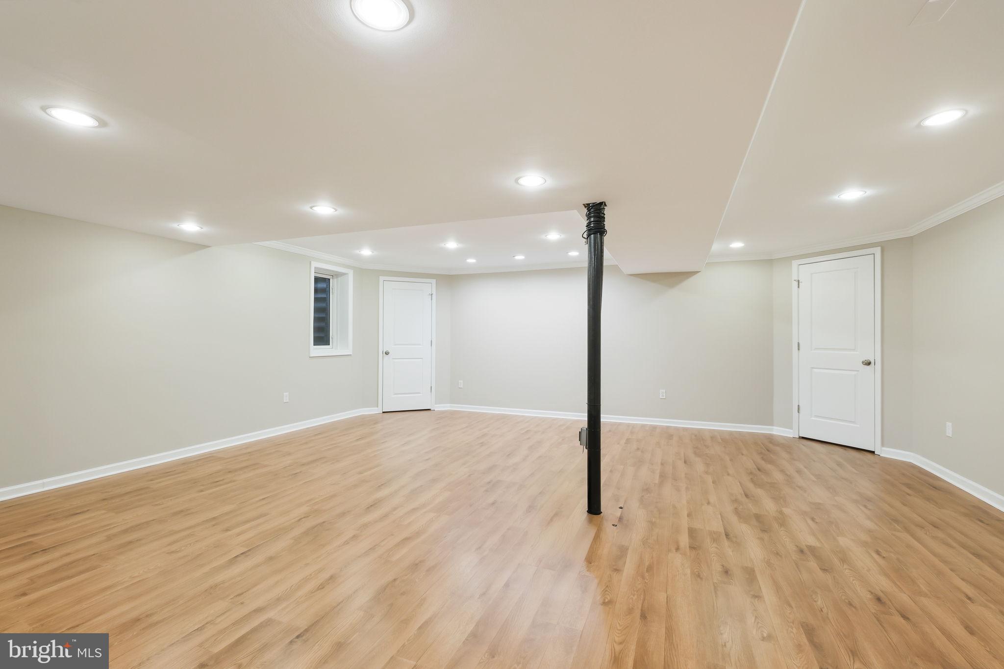 POTOMAC WOODS - Residential